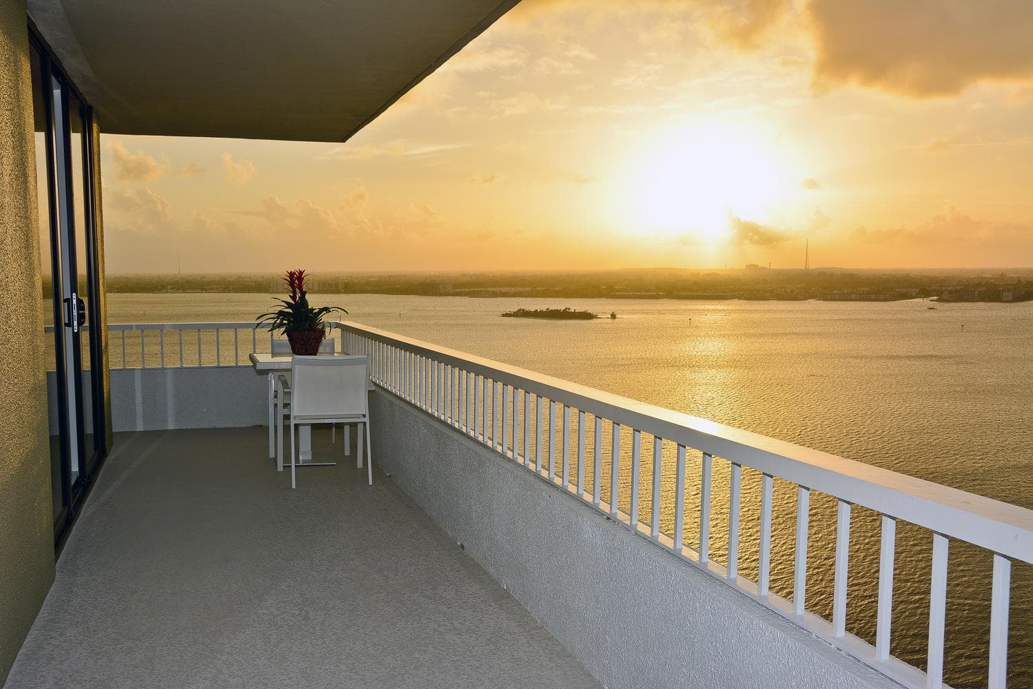 5510 N Ocean Drive 21-D, Singer Island, FL 33404 — photo 26 of 48