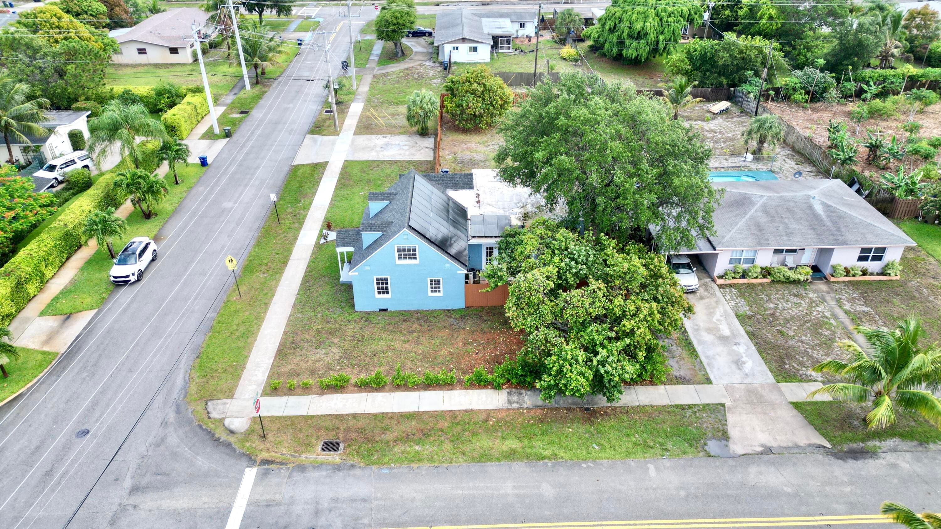 307 4th Street, Lake Park, FL 33403 — photo 17 of 44