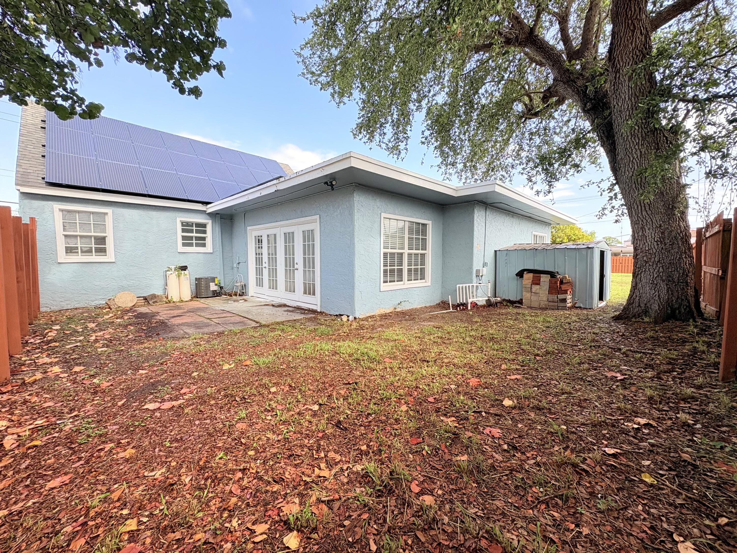 307 4th Street, Lake Park, FL 33403 — photo 5 of 44