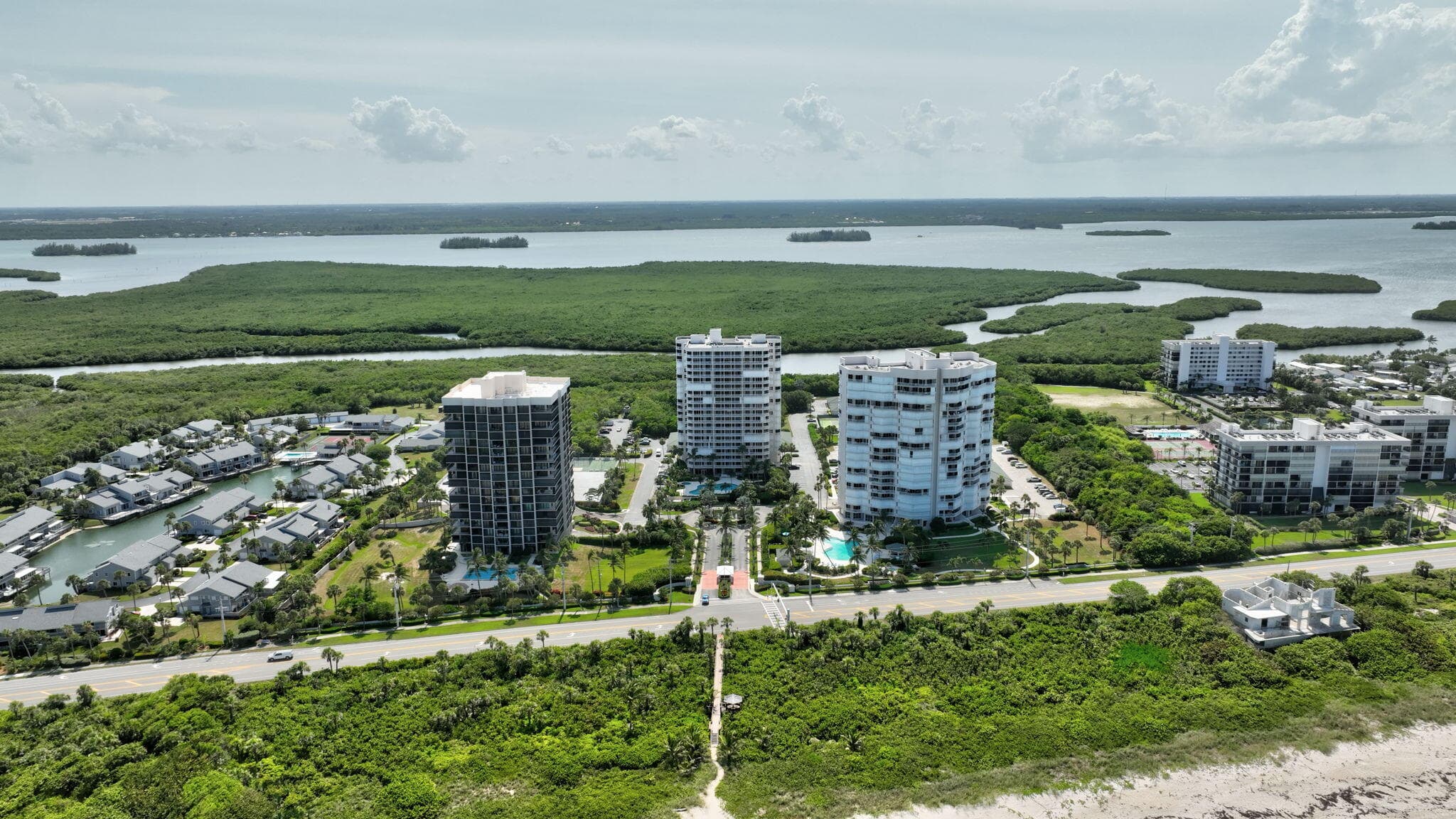 5049 N Highway A1a 1905, Hutchinson Island, FL 34949 — photo 50 of 57