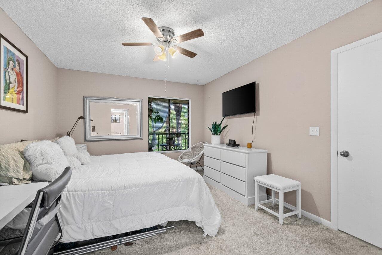 5100 Las Verdes Circle 316, Delray Beach, FL 33484 — photo 10 of 24