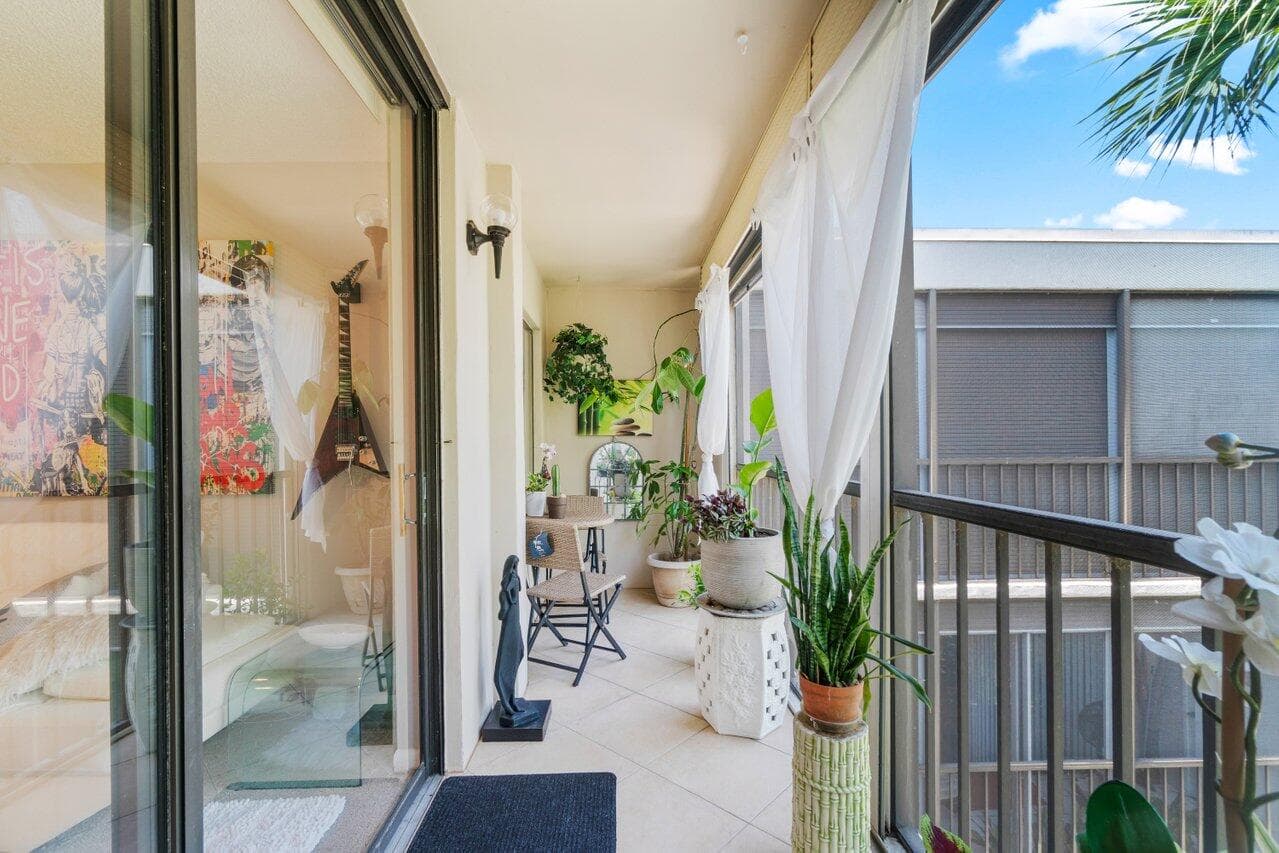 5100 Las Verdes Circle 316, Delray Beach, FL 33484 — photo 14 of 24