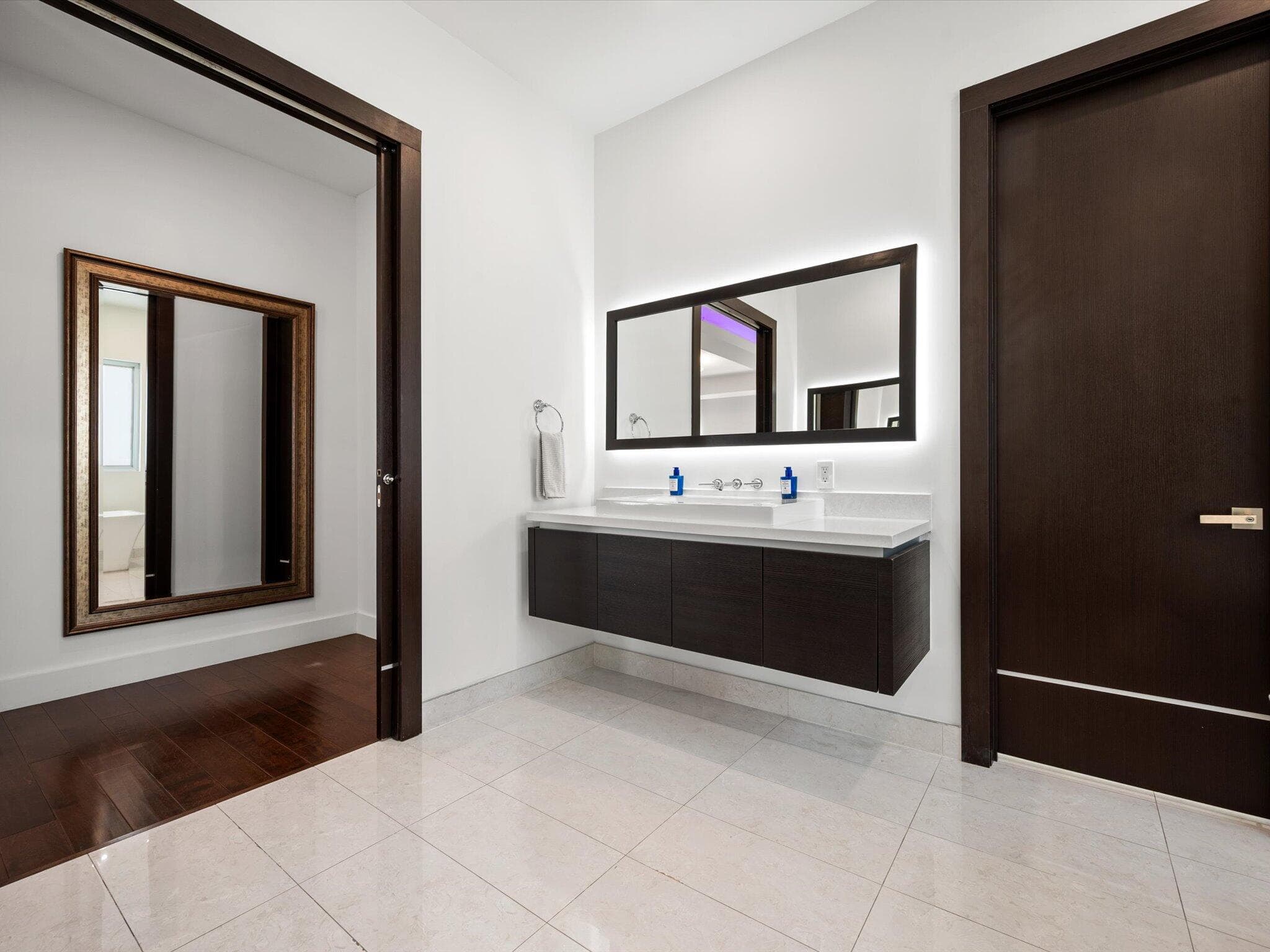 8405 NW 34th Drive, Doral, FL 33122 — photo 34 of 42