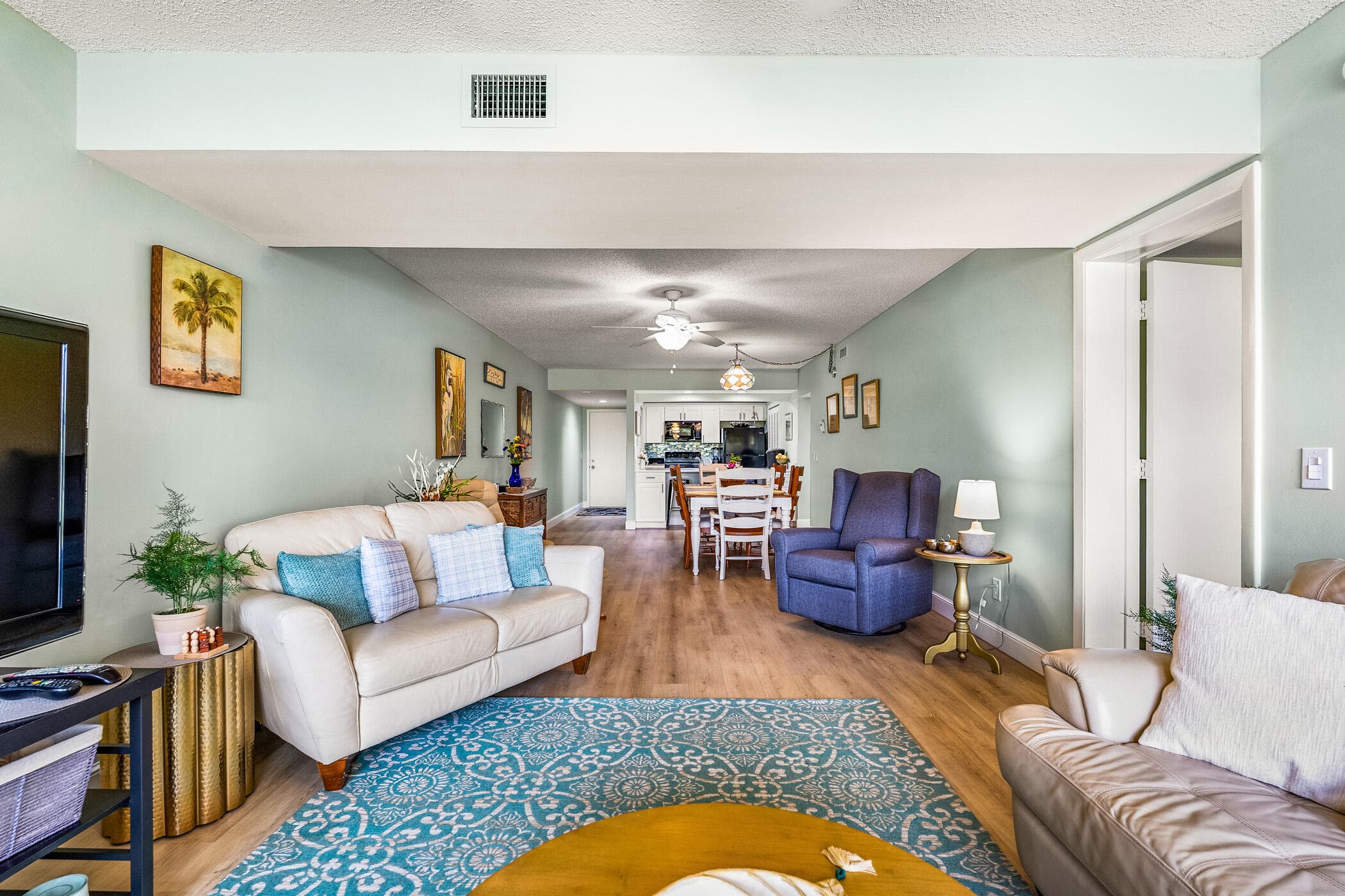 28 Plantation Drive 204, Vero Beach, FL 32966 — photo 12 of 59