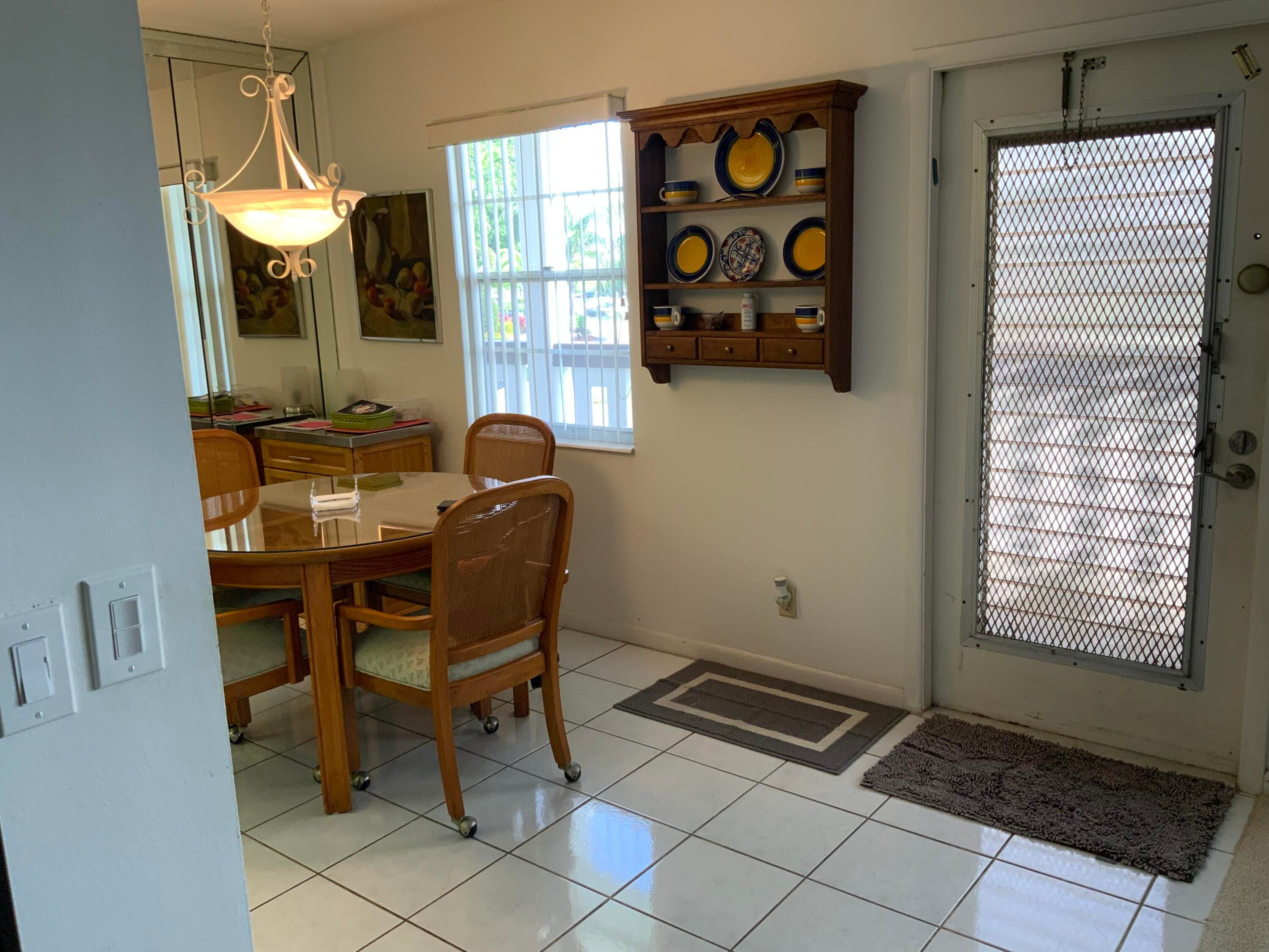 2050 Hythe C, Boca Raton, FL 33434 — photo 2 of 20