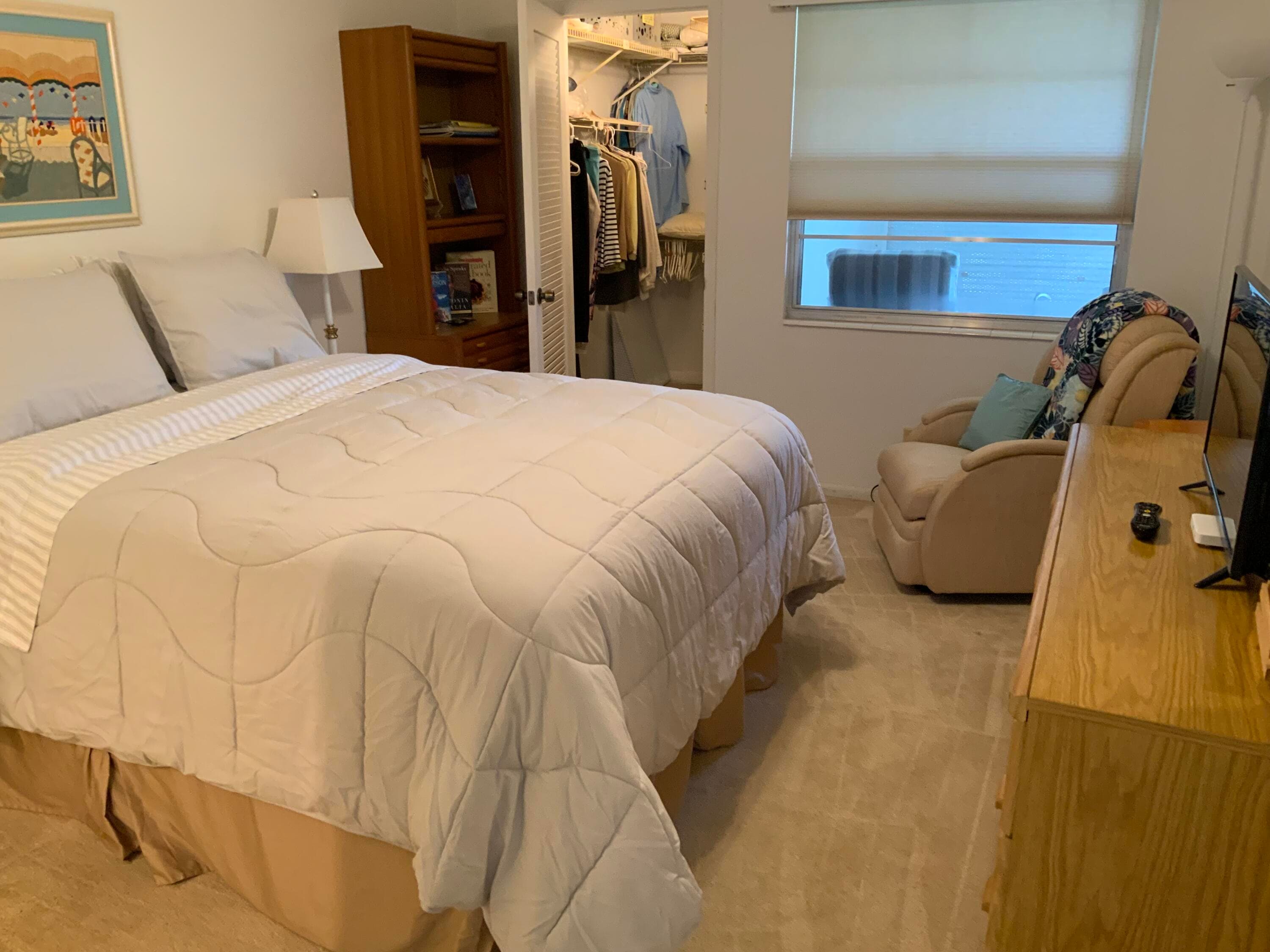 2050 Hythe C, Boca Raton, FL 33434 — photo 14 of 20