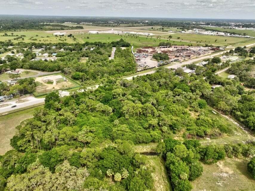 2357 NW 32 Drive, Okeechobee, FL 34972 — photo 4 of 12