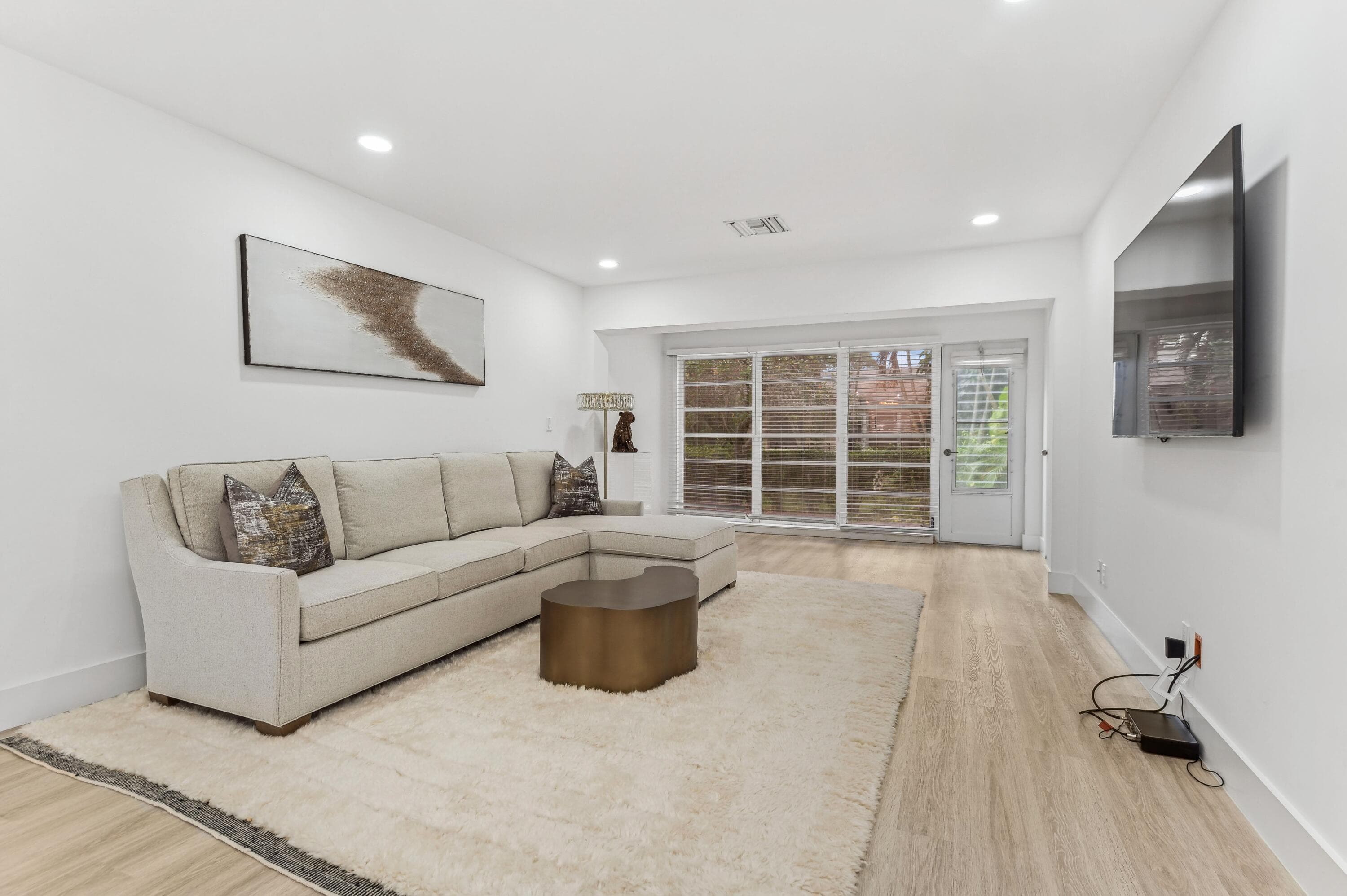 13725 Flora Place D, Delray Beach, FL 33484 — photo 3 of 12