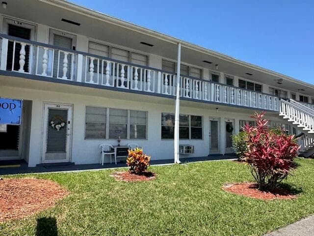 98 E Kingswood E E, West Palm Beach, FL 33417 — photo 3 of 15