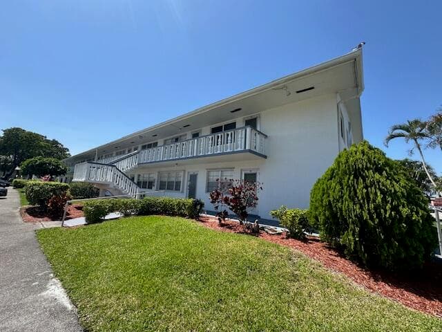 98 E Kingswood E E, West Palm Beach, FL 33417 — photo 14 of 15