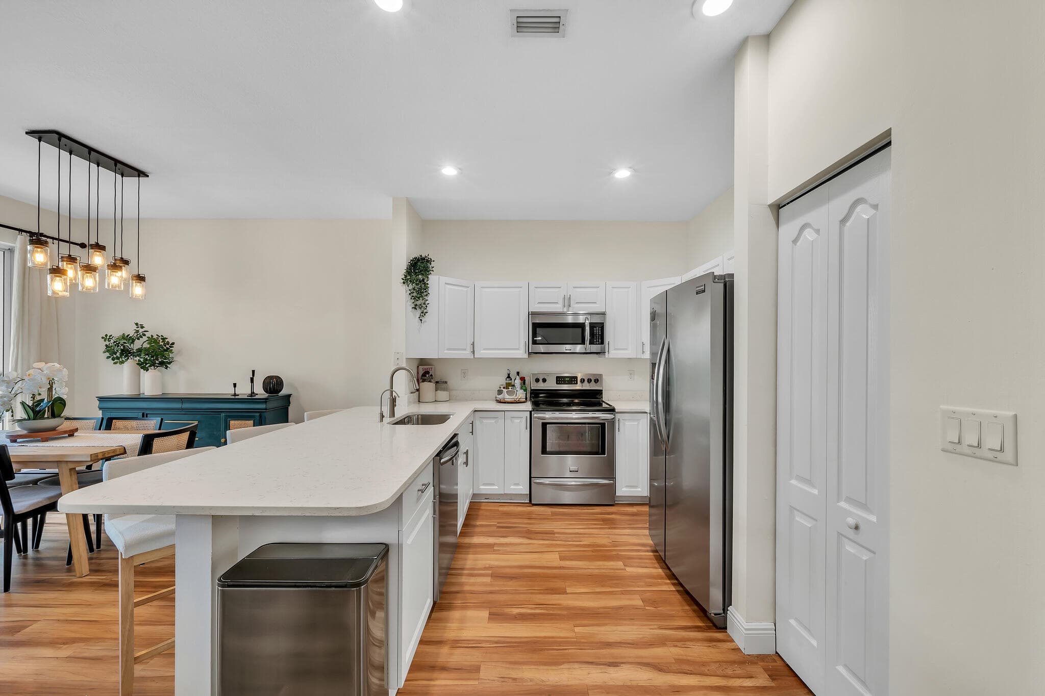 6086 Seminole Gardens Circle, Riviera Beach, FL 33418 — photo 14 of 55
