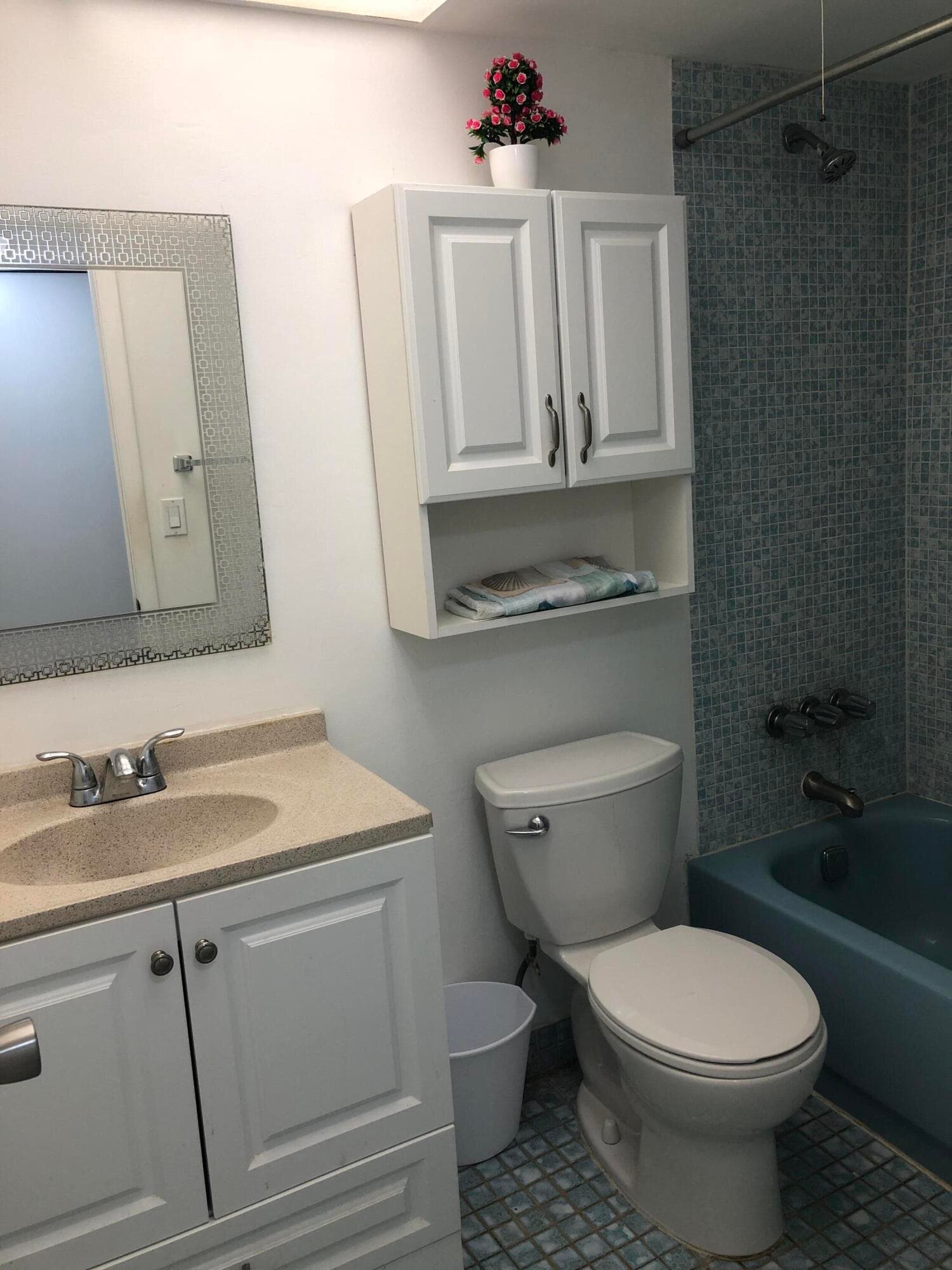8051 Sunrise Lakes Drive N 202, Sunrise, FL 33322 — photo 18 of 40