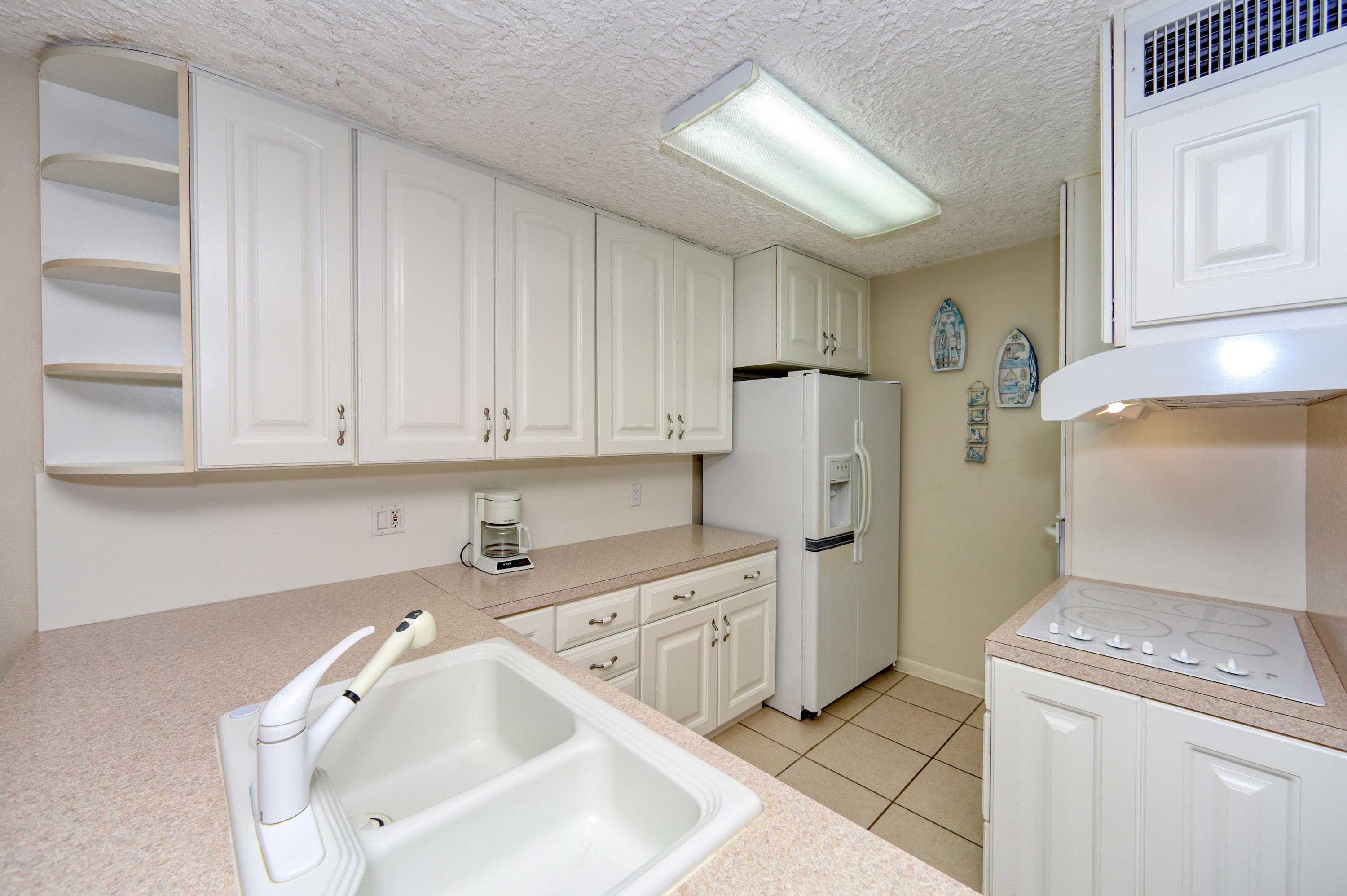 5060 N Ocean A Drive A, Riviera Beach, FL 33404 — photo 4 of 30