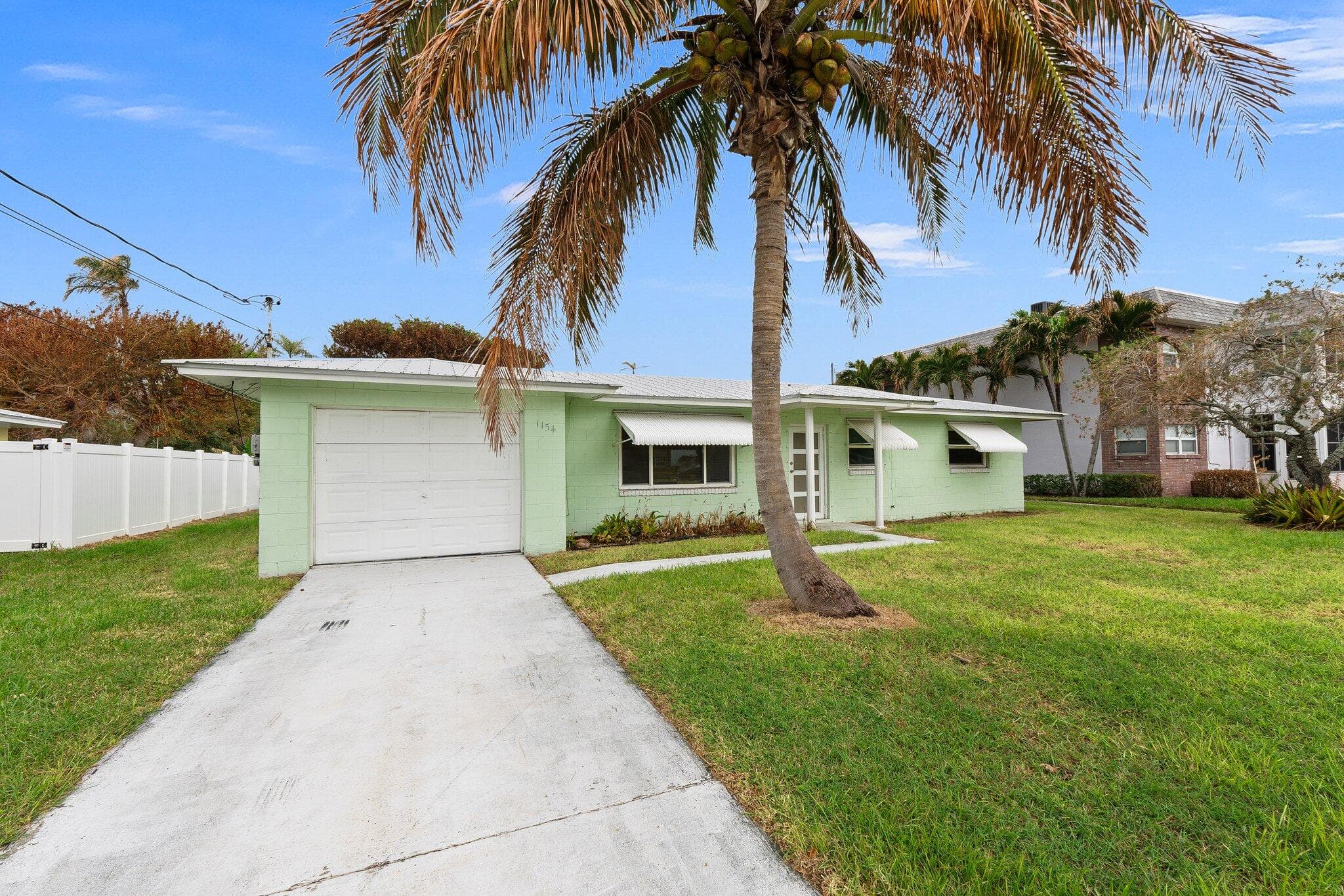 1154 Bayshore Drive, Fort Pierce, FL 34949 — photo 2 of 30