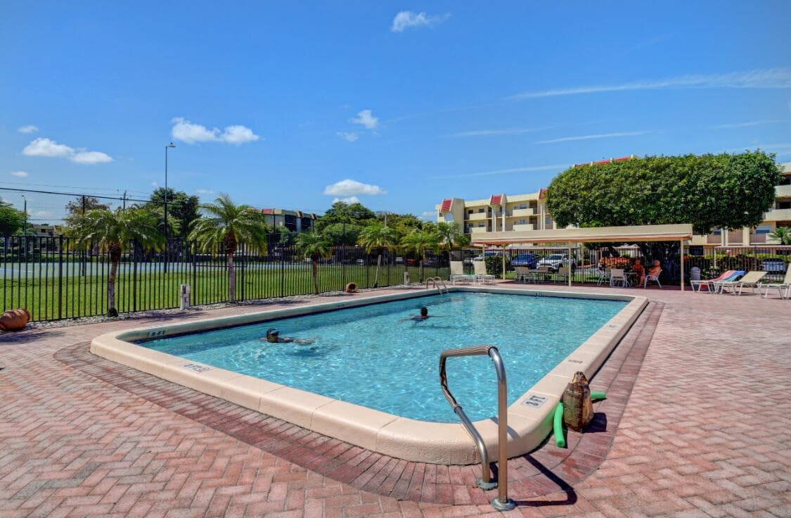 23249 Barwood Lane 402, Boca Raton, FL 33428 — photo 17 of 27