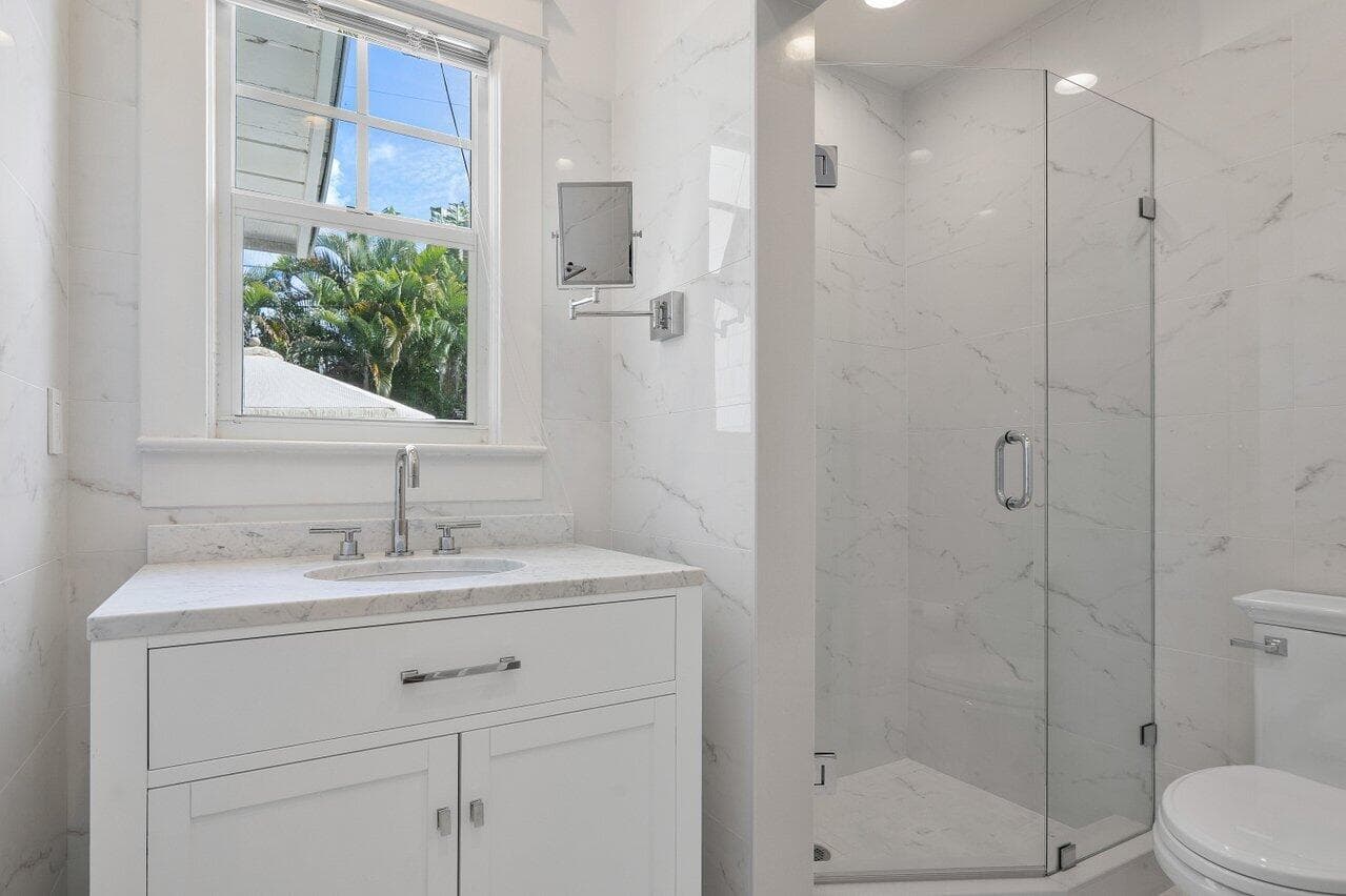 141 Chilean Avenue, Palm Beach, FL 33480 — photo 15 of 28