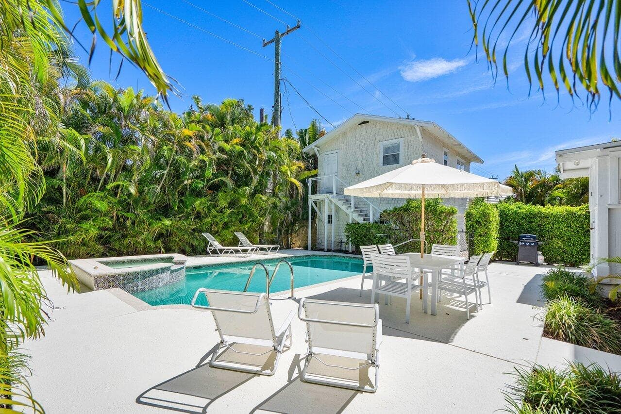 141 Chilean Avenue, Palm Beach, FL 33480 — photo 25 of 28
