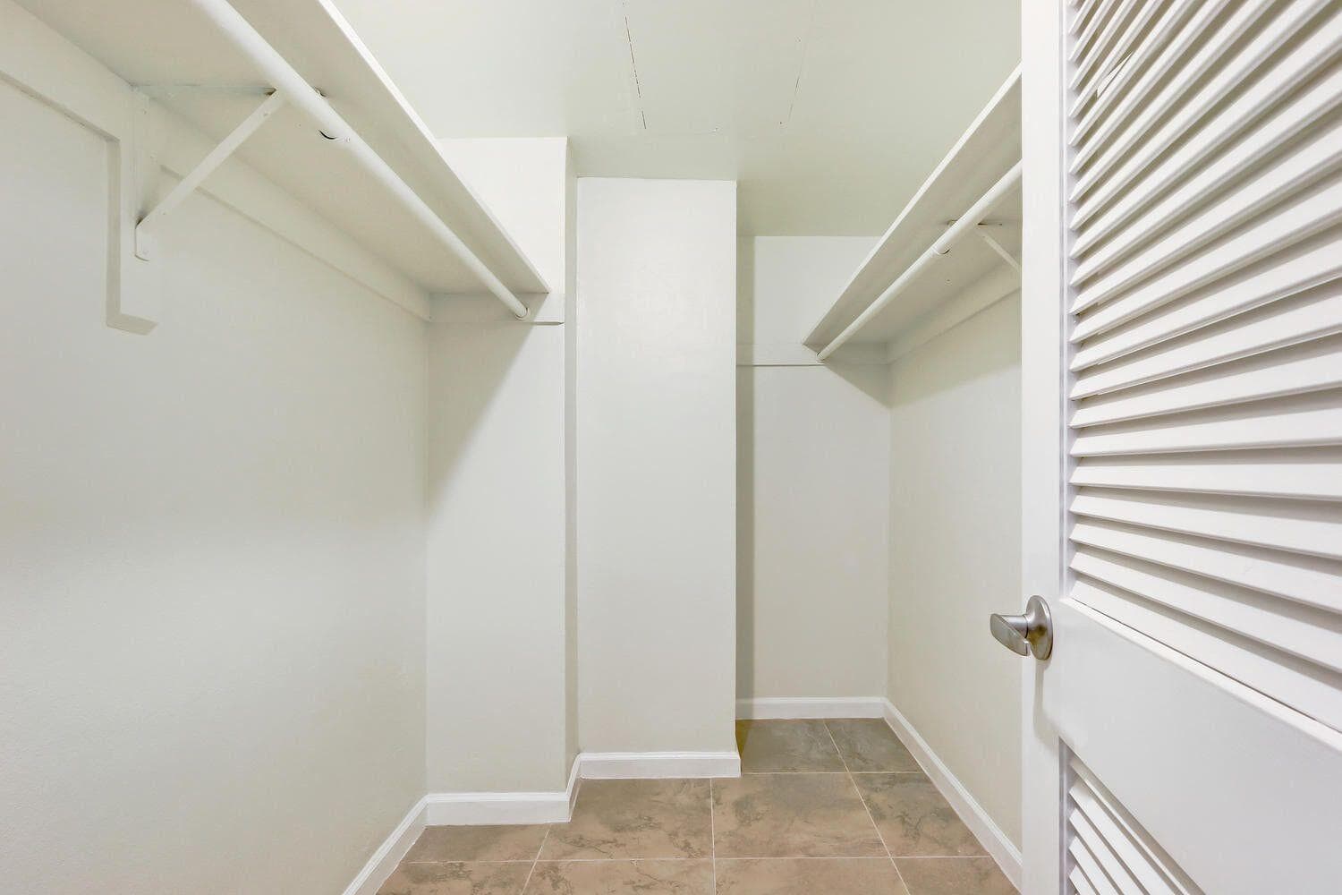3001 S Ocean Drive 201, Hollywood, FL 33019 — photo 7 of 17