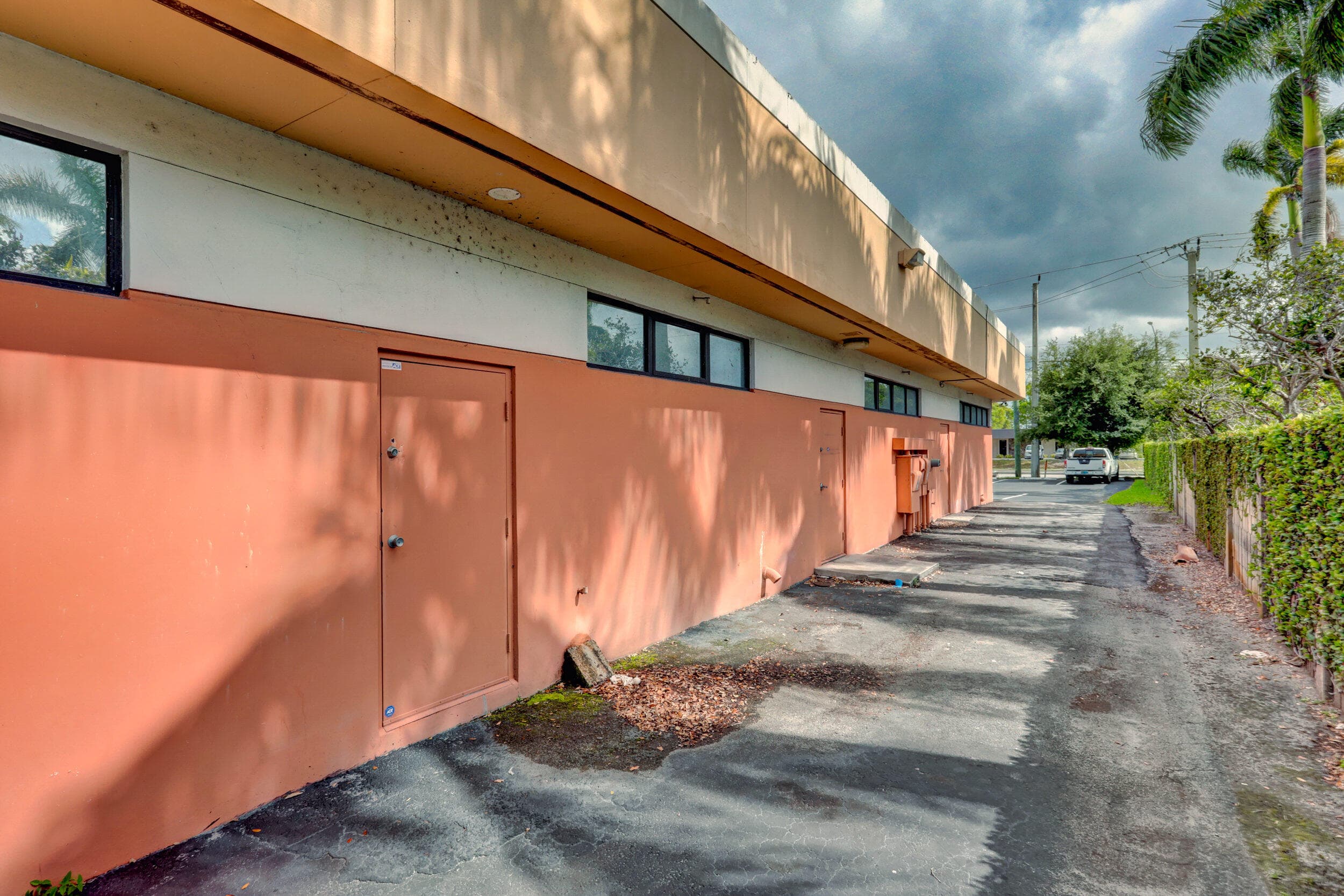 3537 Forest Hill Boulevard, West Palm Beach, FL 33406 — photo 14 of 107