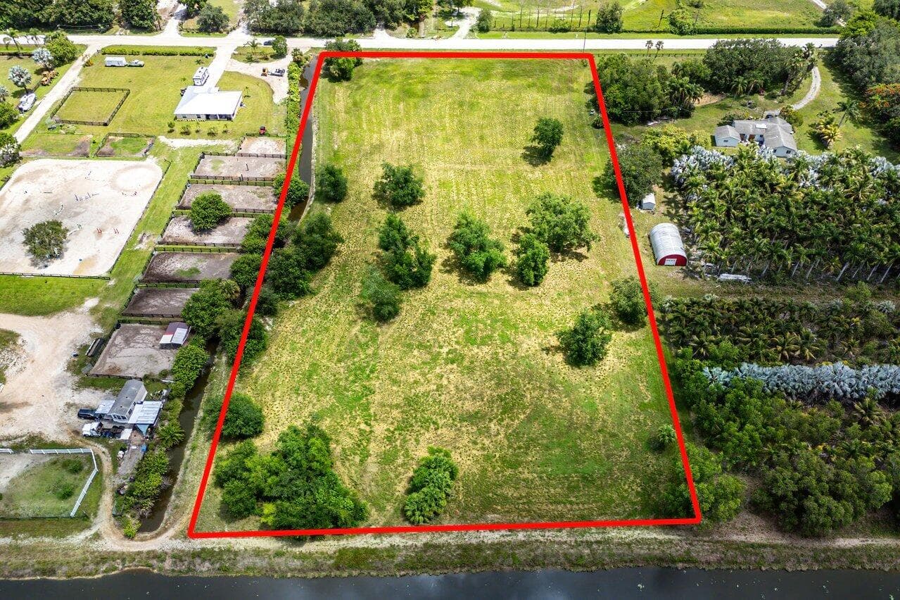 16526 Hollow Tree Lane, Wellington, FL 33470 — photo 2 of 13