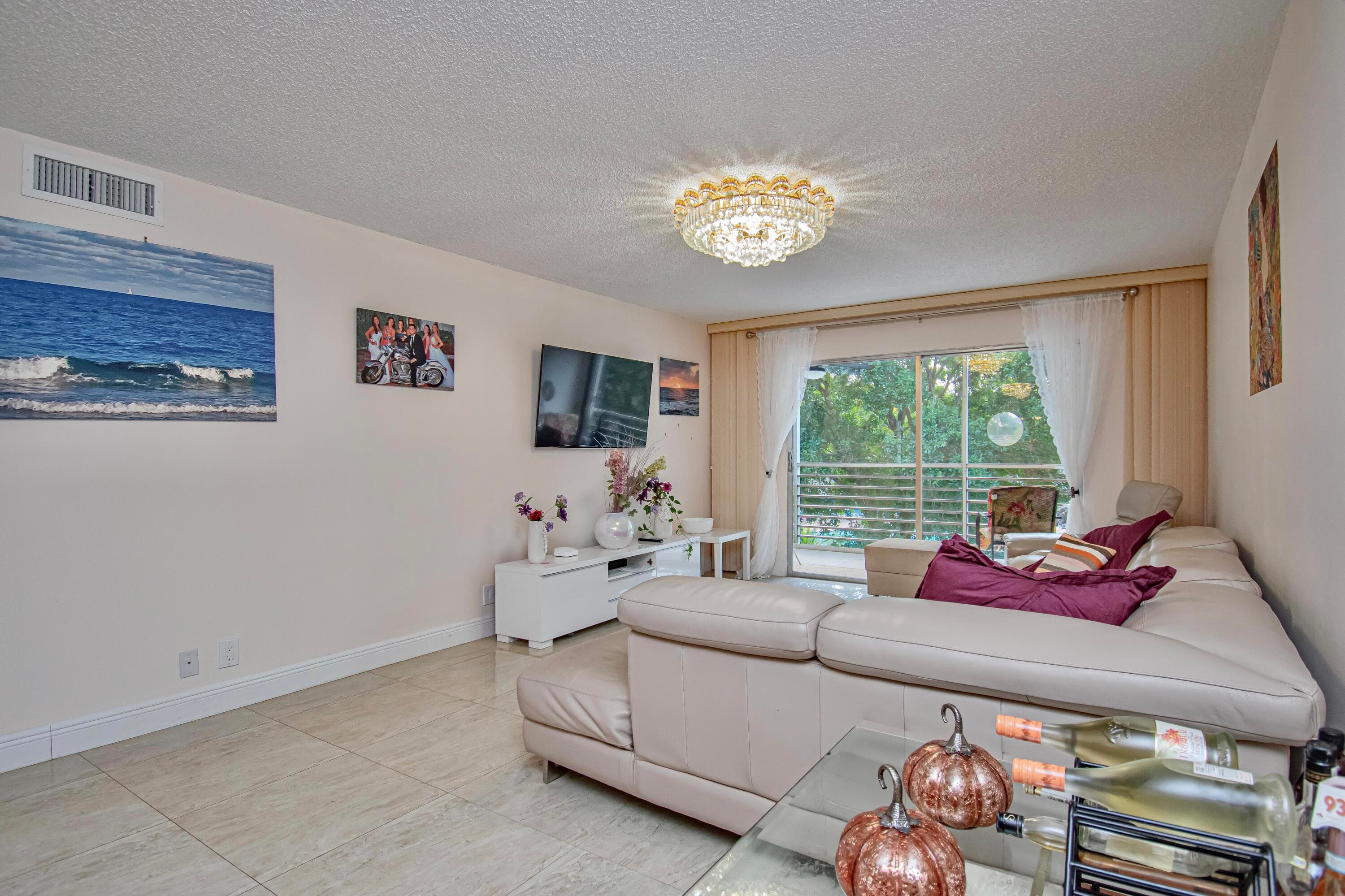 2301 Lucaya Lane M3, Coconut Creek, FL 33066 — photo 4 of 17