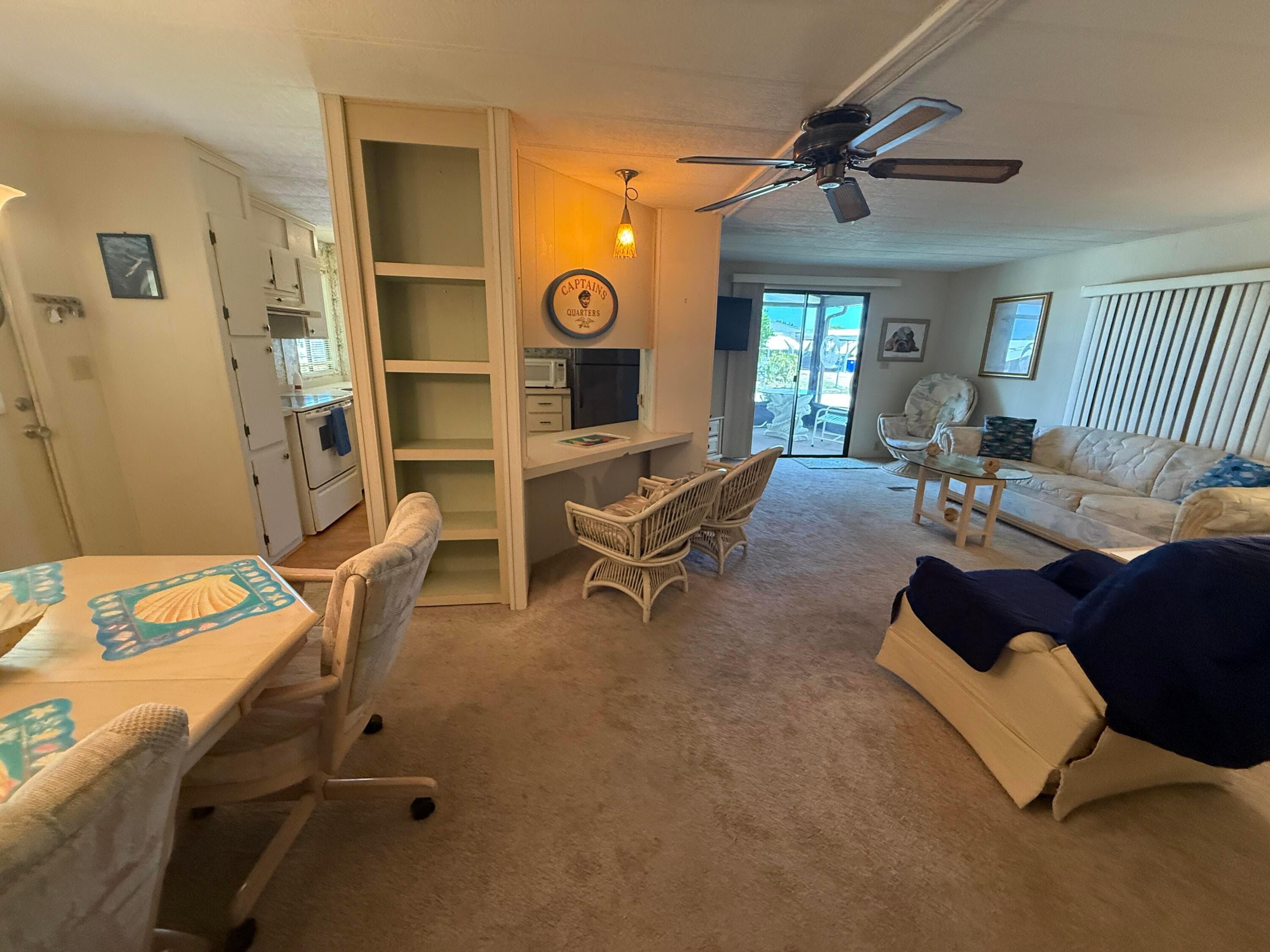 7818 SE Continental Drive, Hobe Sound, FL 33455 — photo 6 of 40