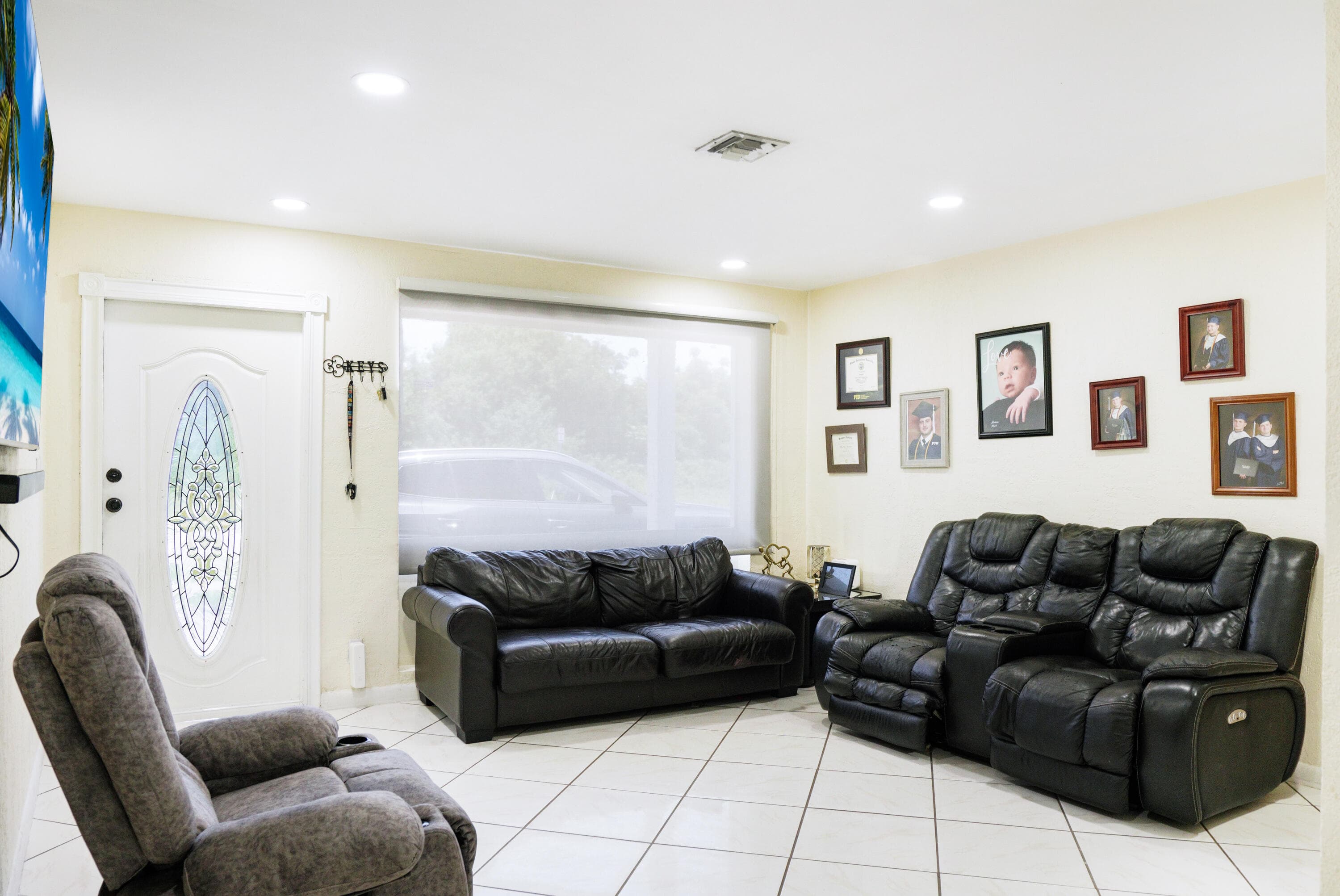 1395 SW 46 Th Avenue, Fort Lauderdale, FL 33317 — photo 10 of 36