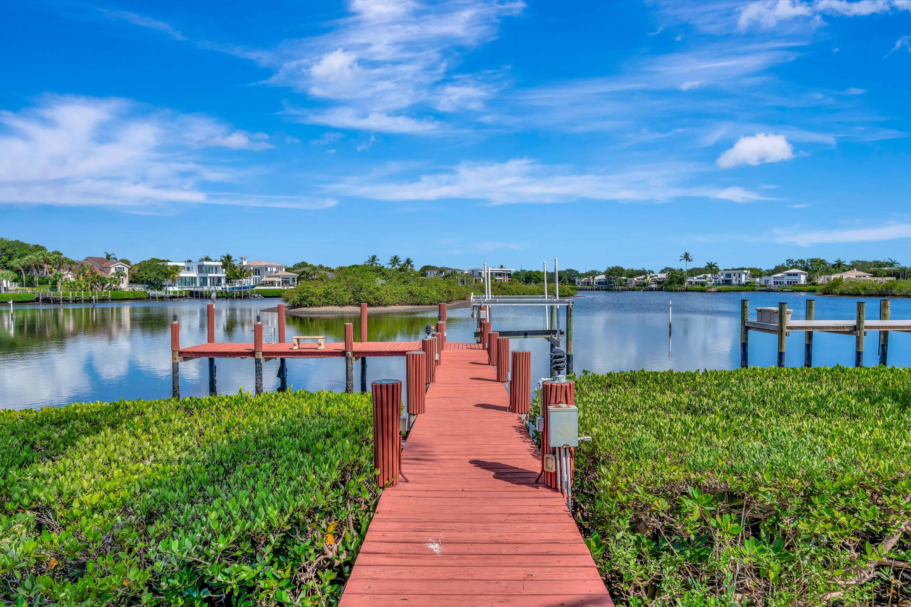 102 Victory Drive, Jupiter, FL 33477 — photo 5 of 15