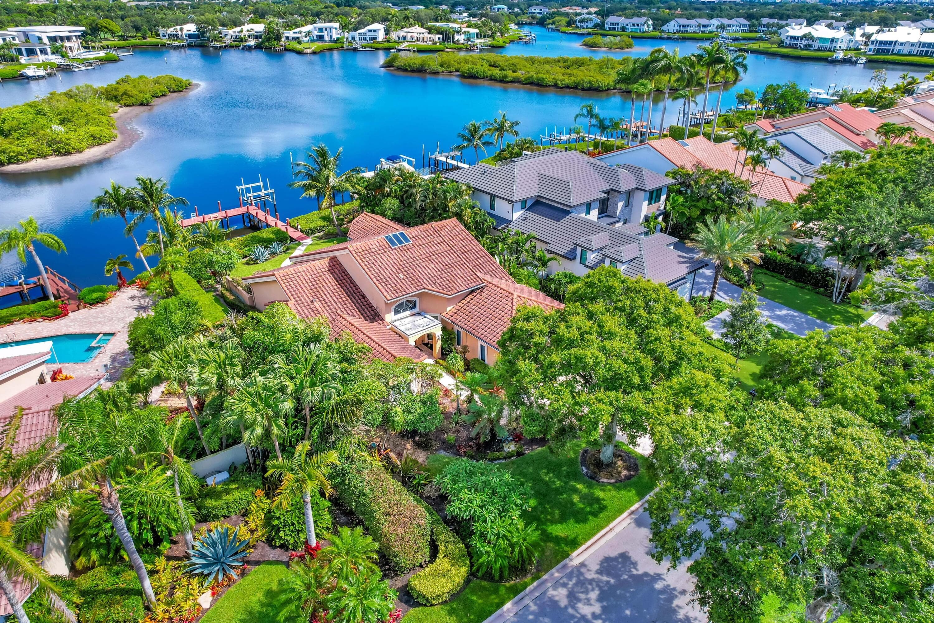 102 Victory Drive, Jupiter, FL 33477 — photo 8 of 15
