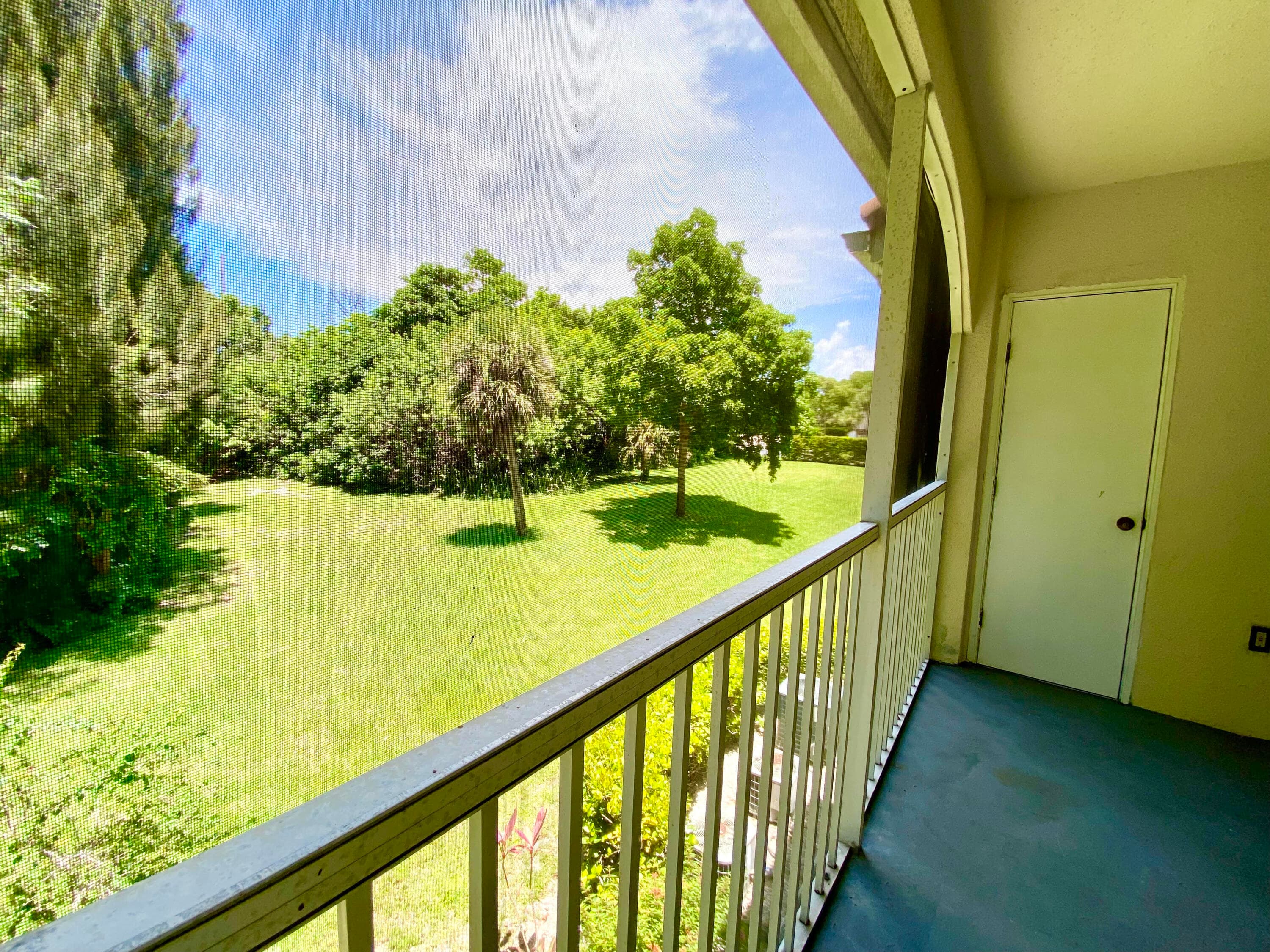 815 W Boynton Beach Boulevard 16-201, Boynton Beach, FL 33426 — photo 4 of 37