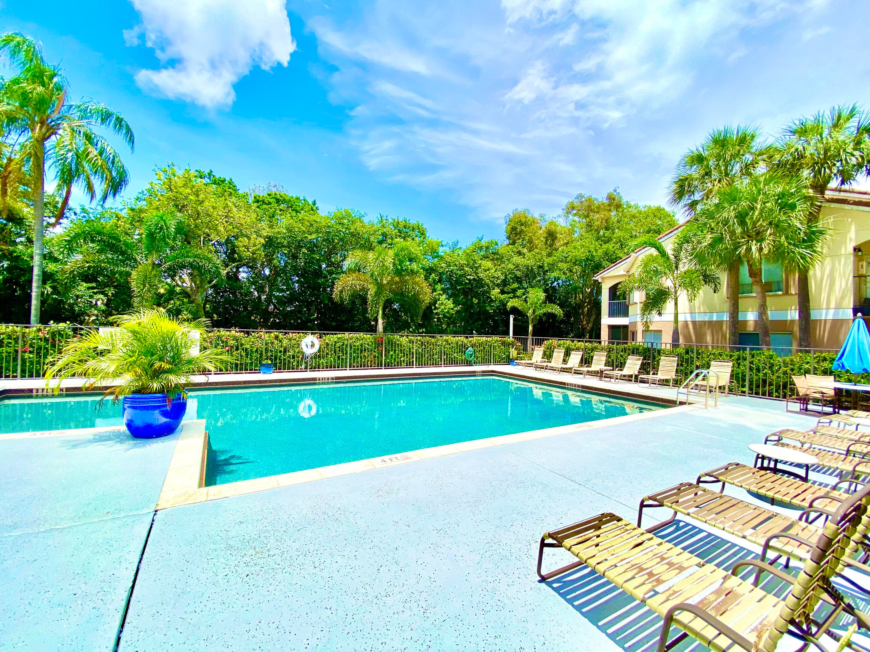 815 W Boynton Beach Boulevard 16-201, Boynton Beach, FL 33426 — photo 25 of 37
