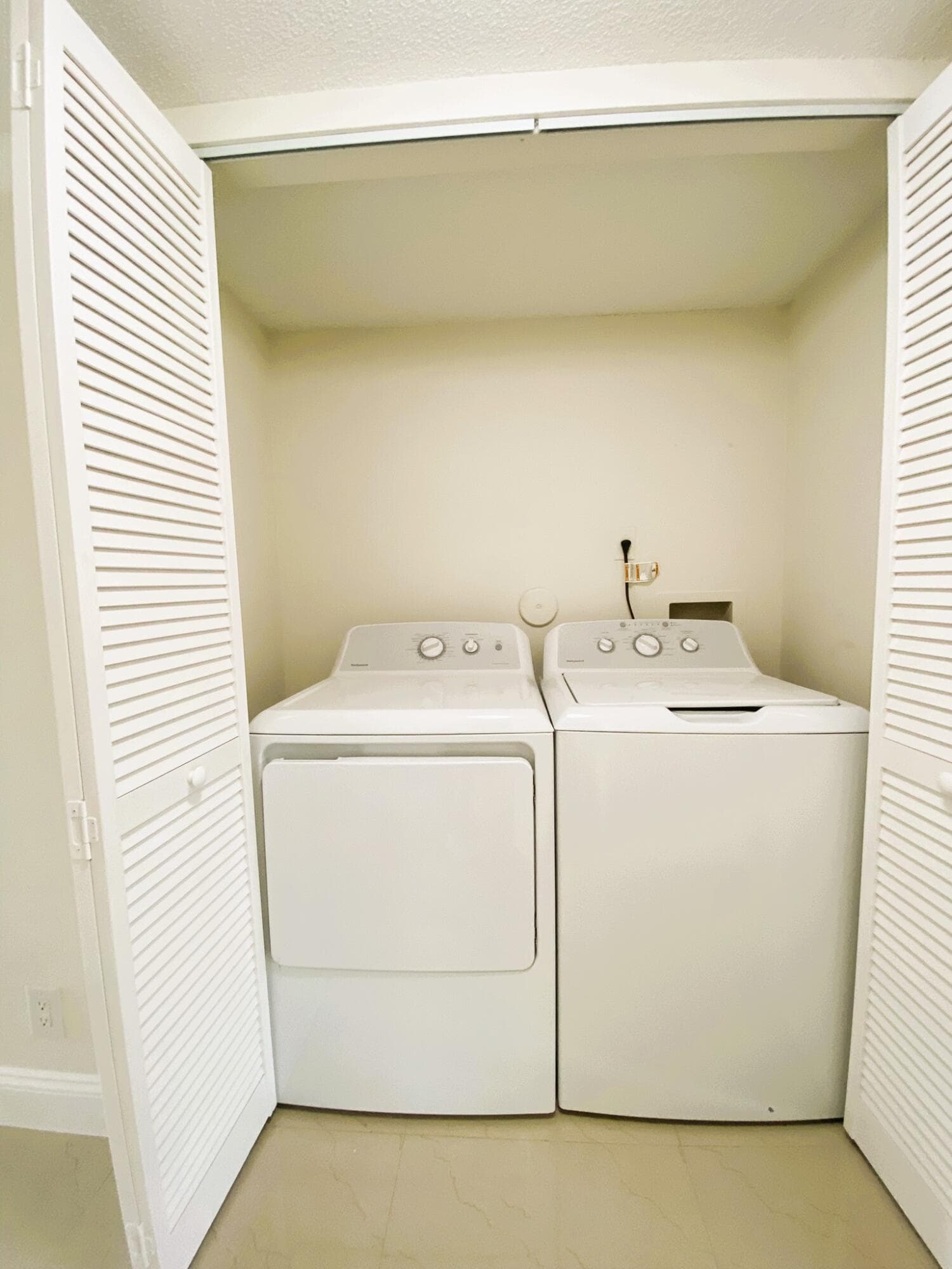 815 W Boynton Beach Boulevard 7-102, Boynton Beach, FL 33426 — photo 19 of 36