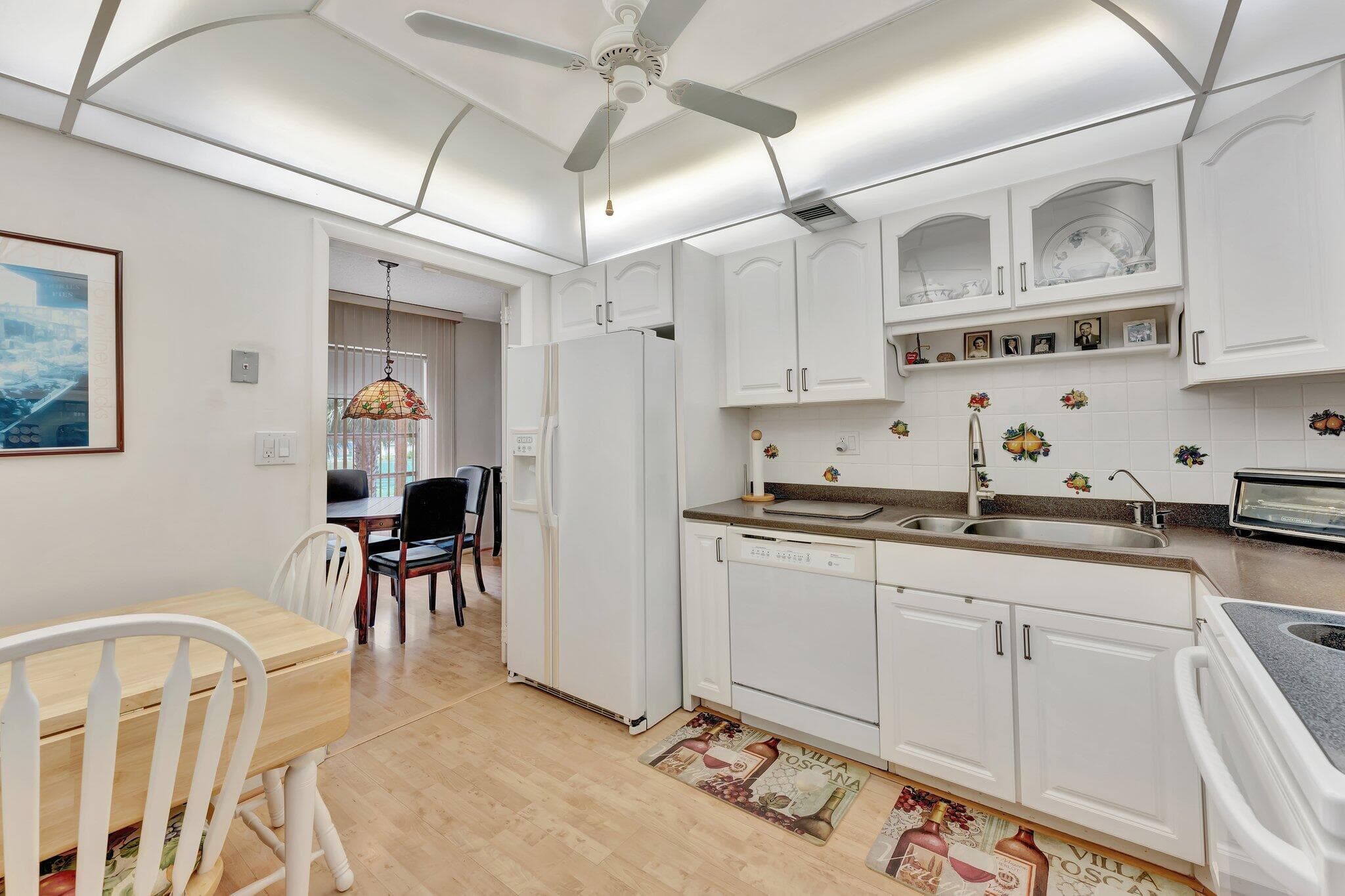 10777 W Sample Road 207, Coral Springs, FL 33065 — photo 10 of 48