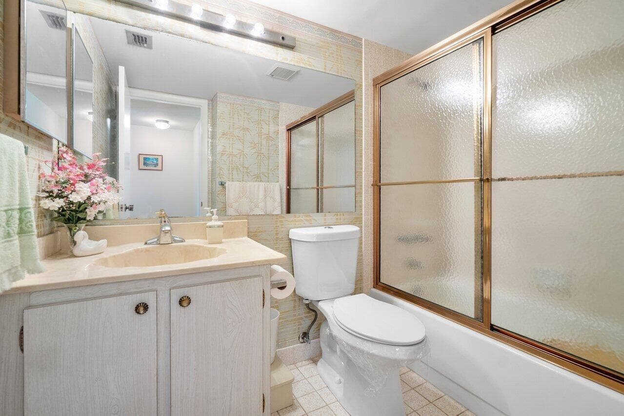 342 Pine Ridge Circle B-2, Greenacres, FL 33463 — photo 4 of 18