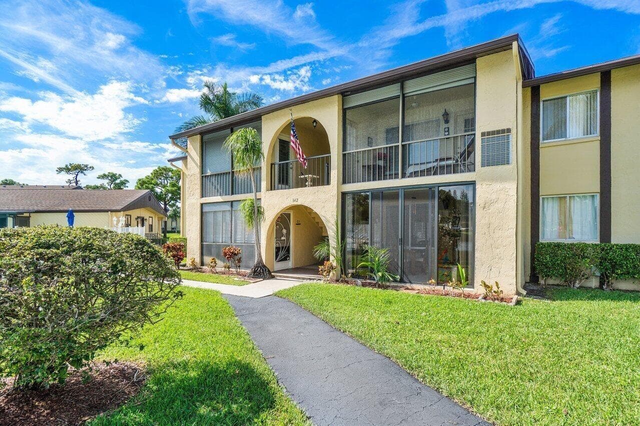 342 Pine Ridge Circle B-2, Greenacres, FL 33463 — photo 17 of 18