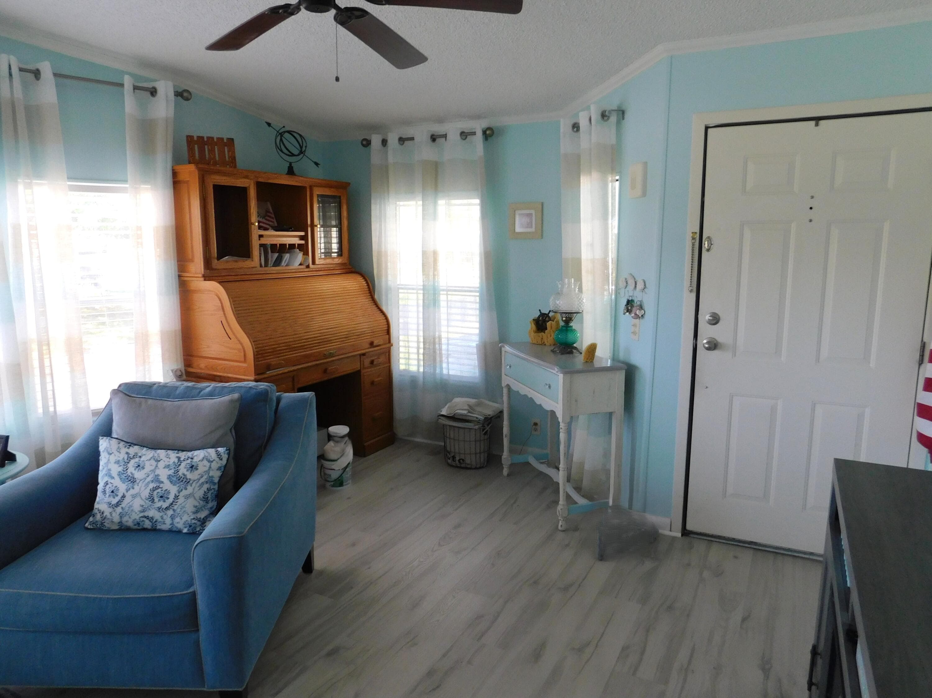 514 Hemingway Terrace, Fort Pierce, FL 34982 — photo 4 of 17