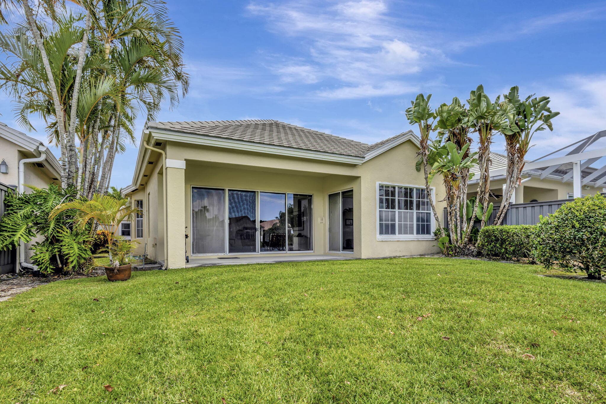 629 Masters Way, Palm Beach Gardens, FL 33418 — photo 16 of 52