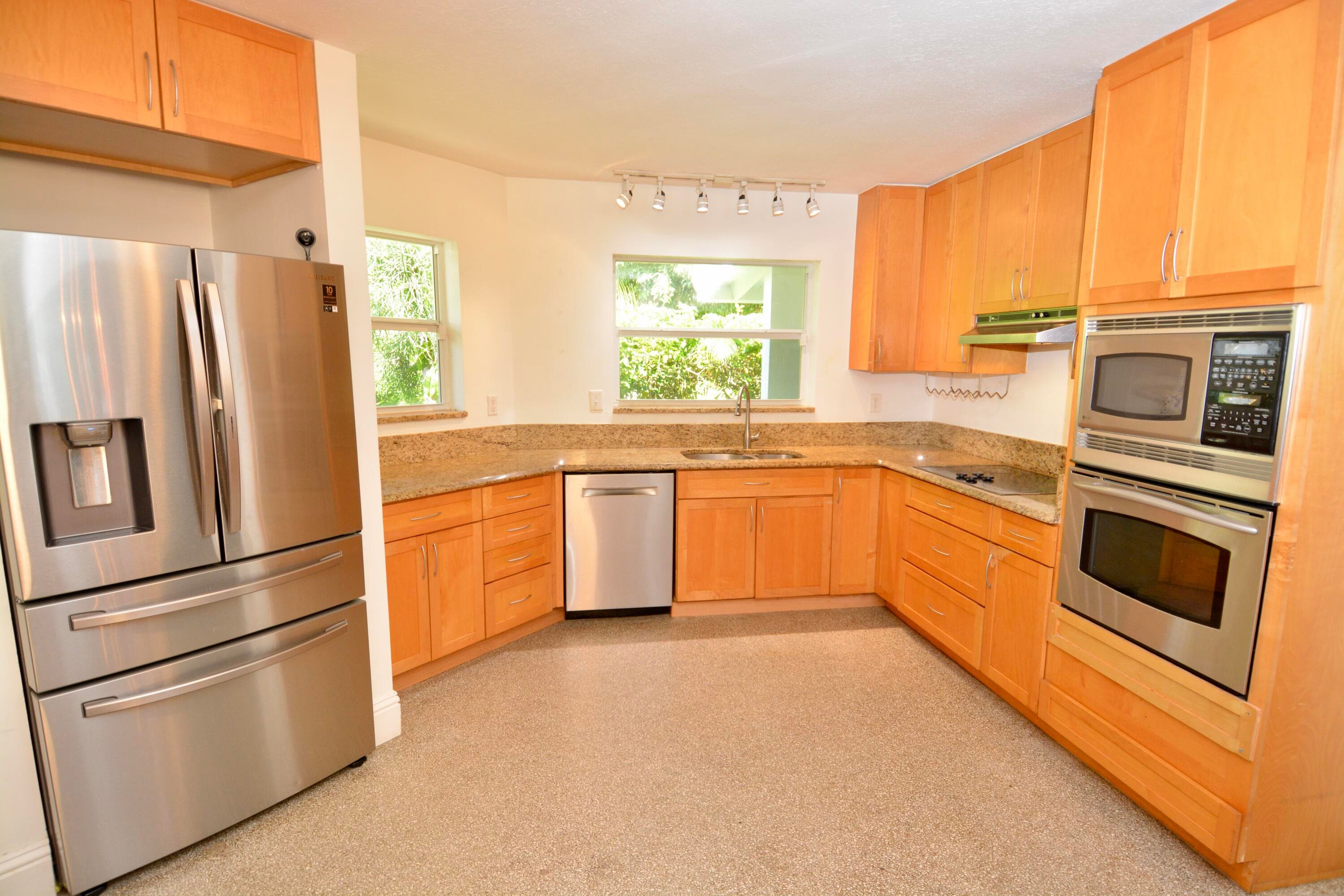 212 Kings Lynn, Delray Beach, FL 33444 — photo 19 of 53