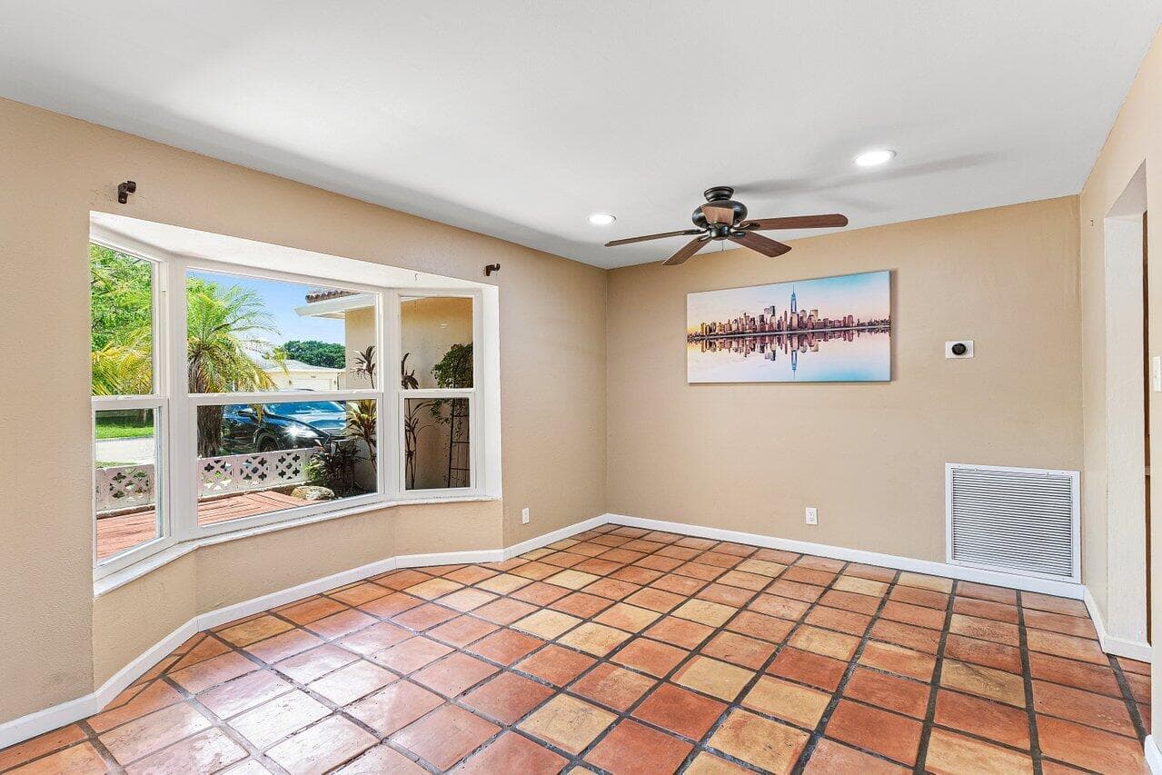 7815 NW 1st Street, Margate, FL 33063 — photo 7 of 33
