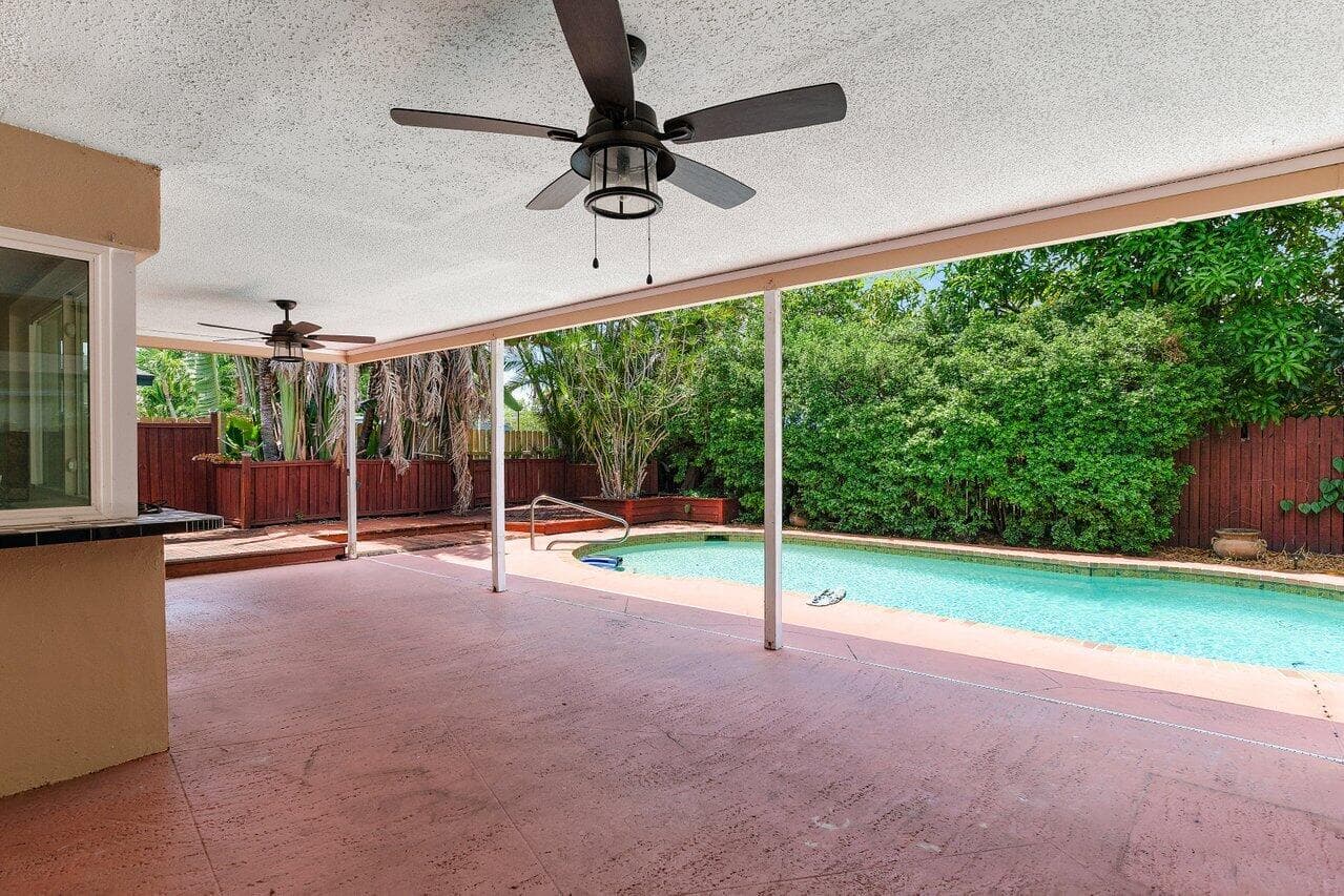 7815 NW 1st Street, Margate, FL 33063 — photo 26 of 33