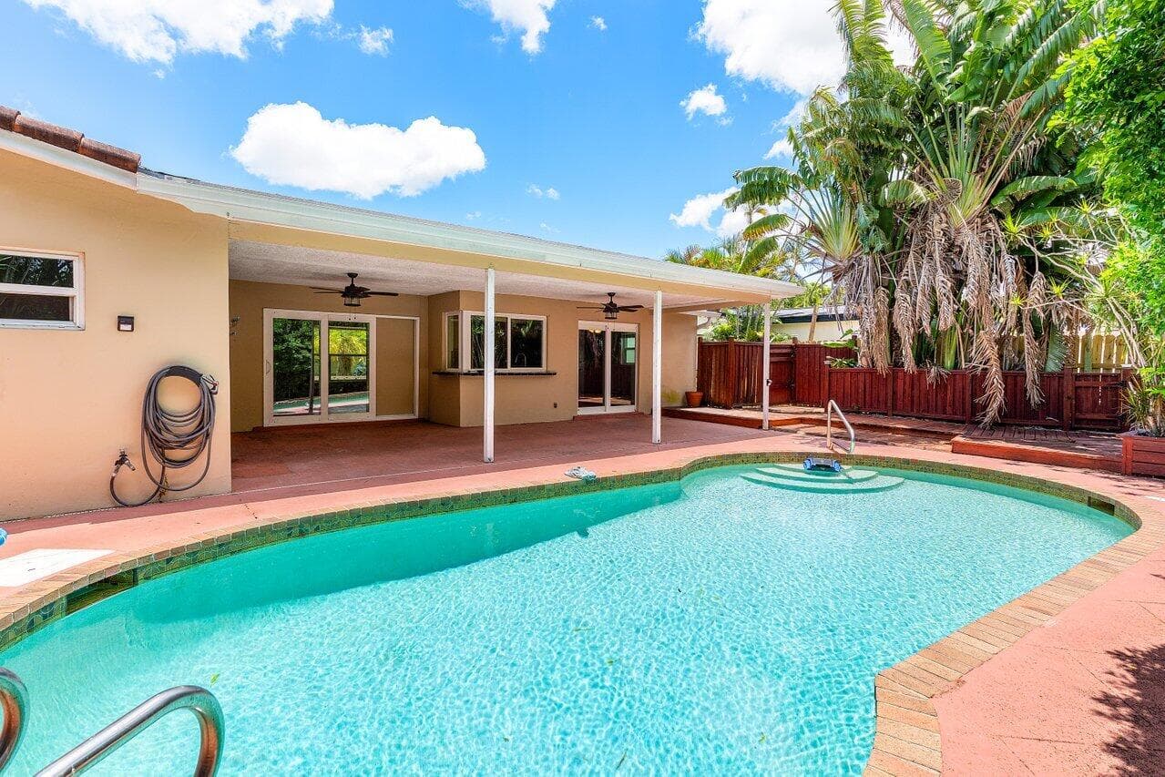 7815 NW 1st Street, Margate, FL 33063 — photo 31 of 33