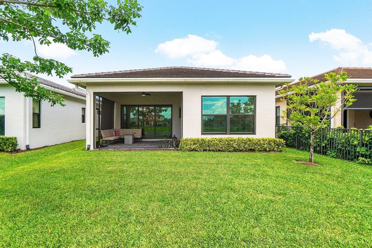 16070 Key Biscayne Lane, Westlake, FL 33470 — photo 3 of 45