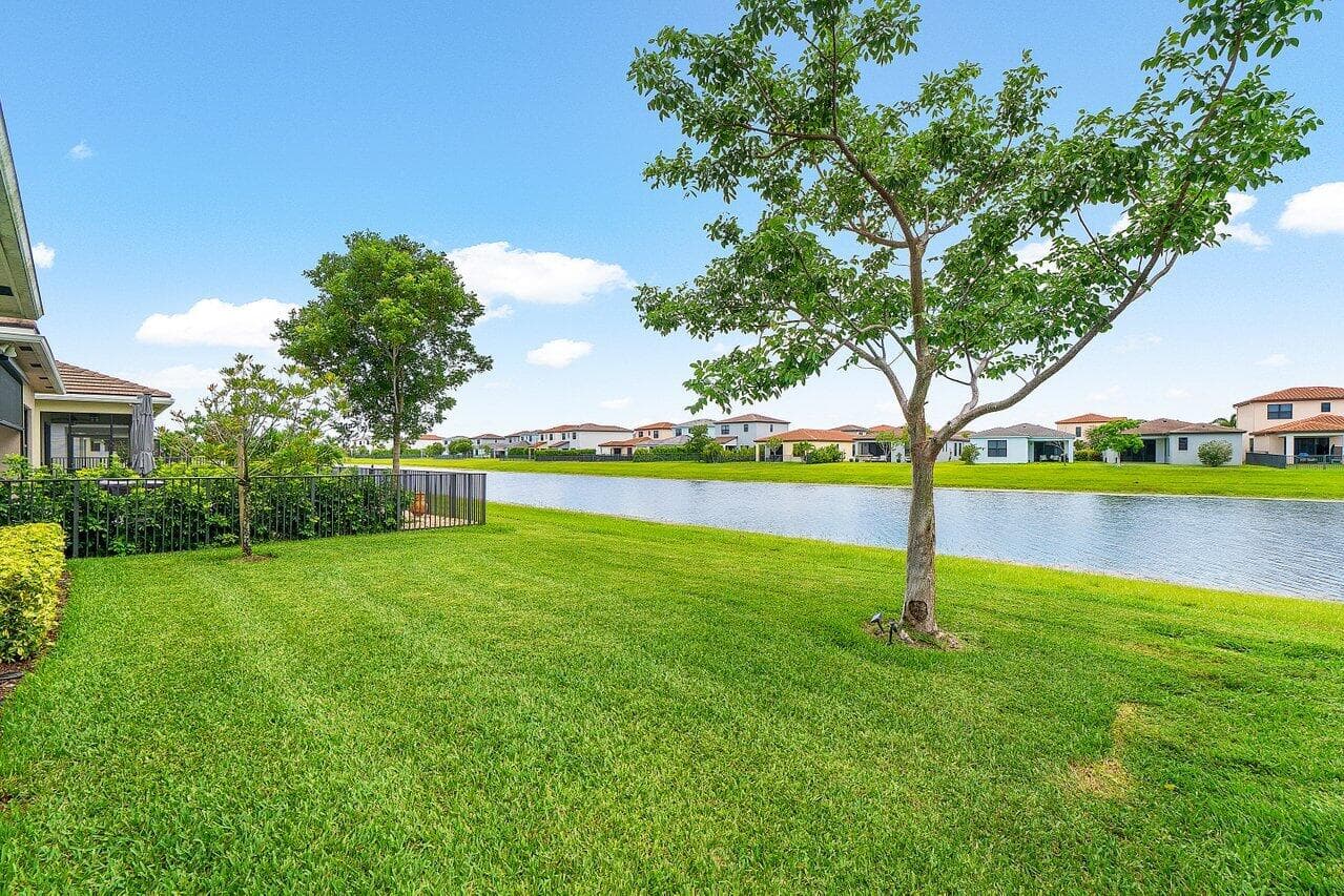 16070 Key Biscayne Lane, Westlake, FL 33470 — photo 27 of 45