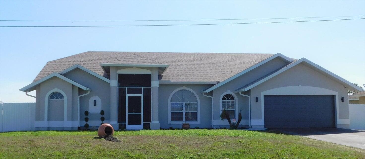 680 Manhattan Street E, Lehigh Acres, FL 33974 — photo 4 of 27