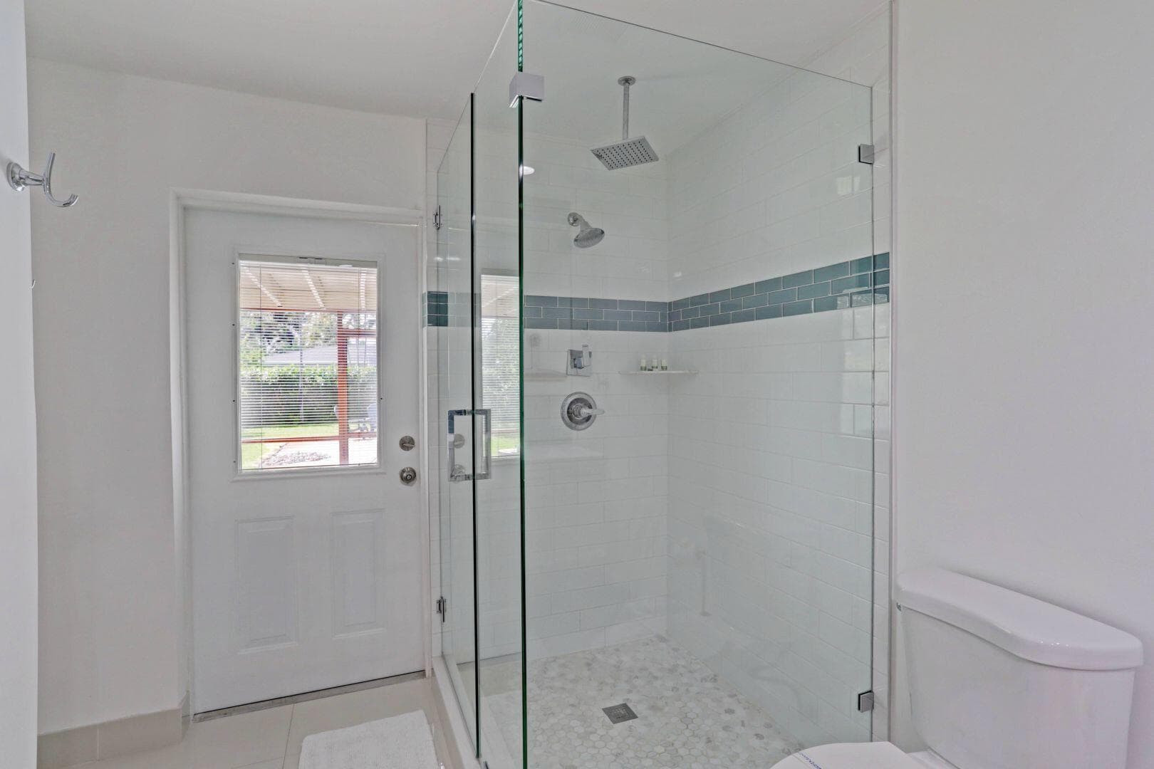 7115 Venetian Way, West Palm Beach, FL 33406 — photo 14 of 32