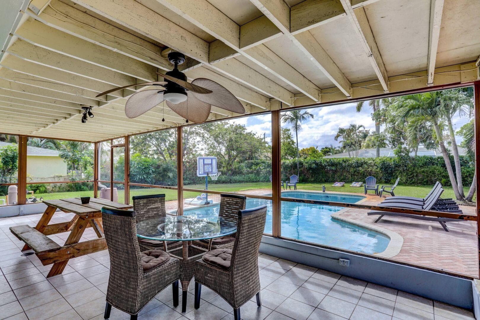 7115 Venetian Way, West Palm Beach, FL 33406 — photo 22 of 32