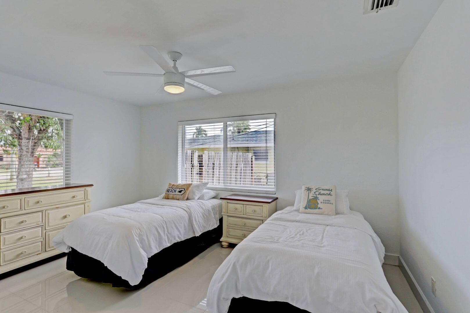 7115 Venetian Way, West Palm Beach, FL 33406 — photo 18 of 32