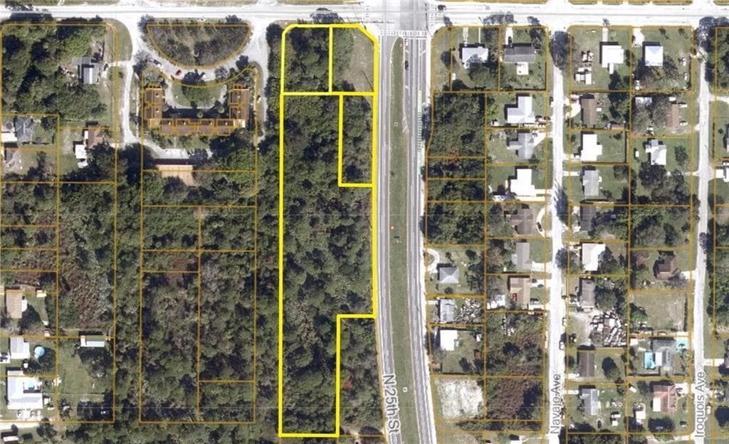 2551 St Lucie Boulevard, Fort Pierce, FL 34946 — photo 1 of 33