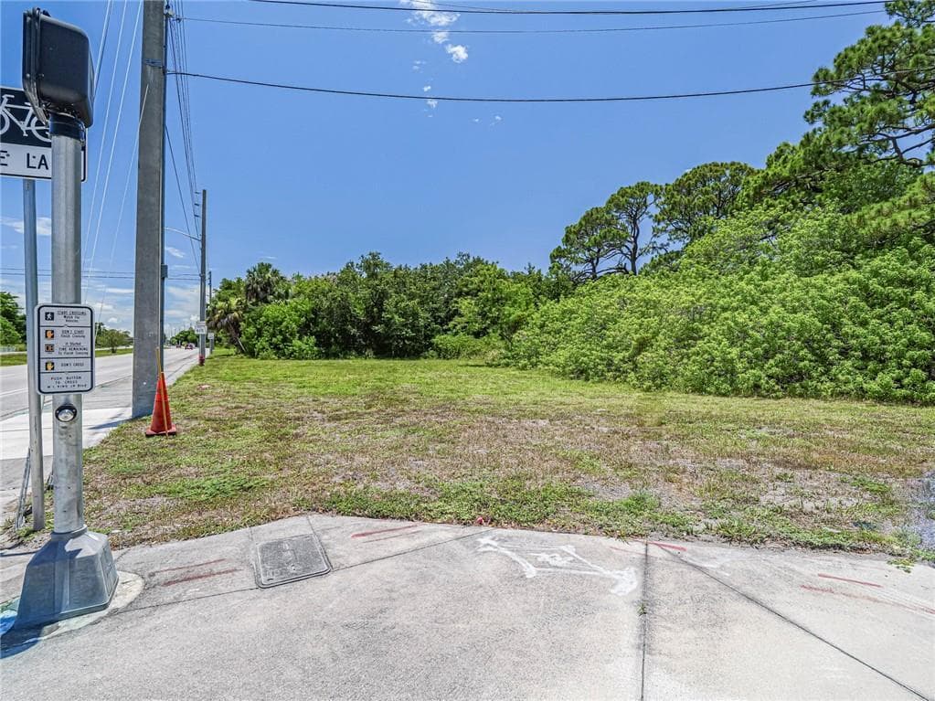 2551 St Lucie Boulevard, Fort Pierce, FL 34946 — photo 19 of 33