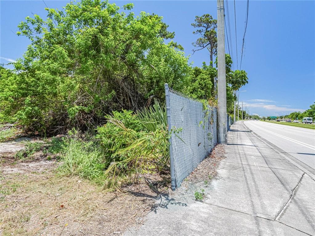 2551 St Lucie Boulevard, Fort Pierce, FL 34946 — photo 28 of 33